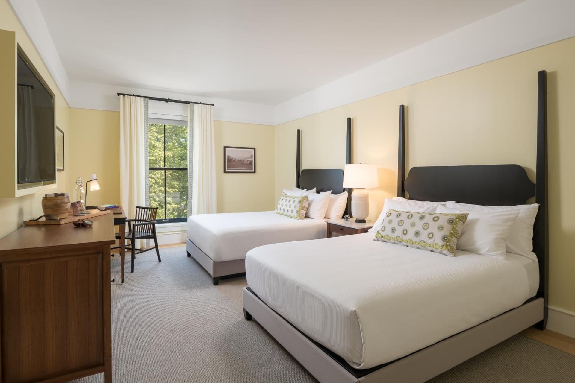 The Williams Inn interior in Williamstown — gallery photo 2