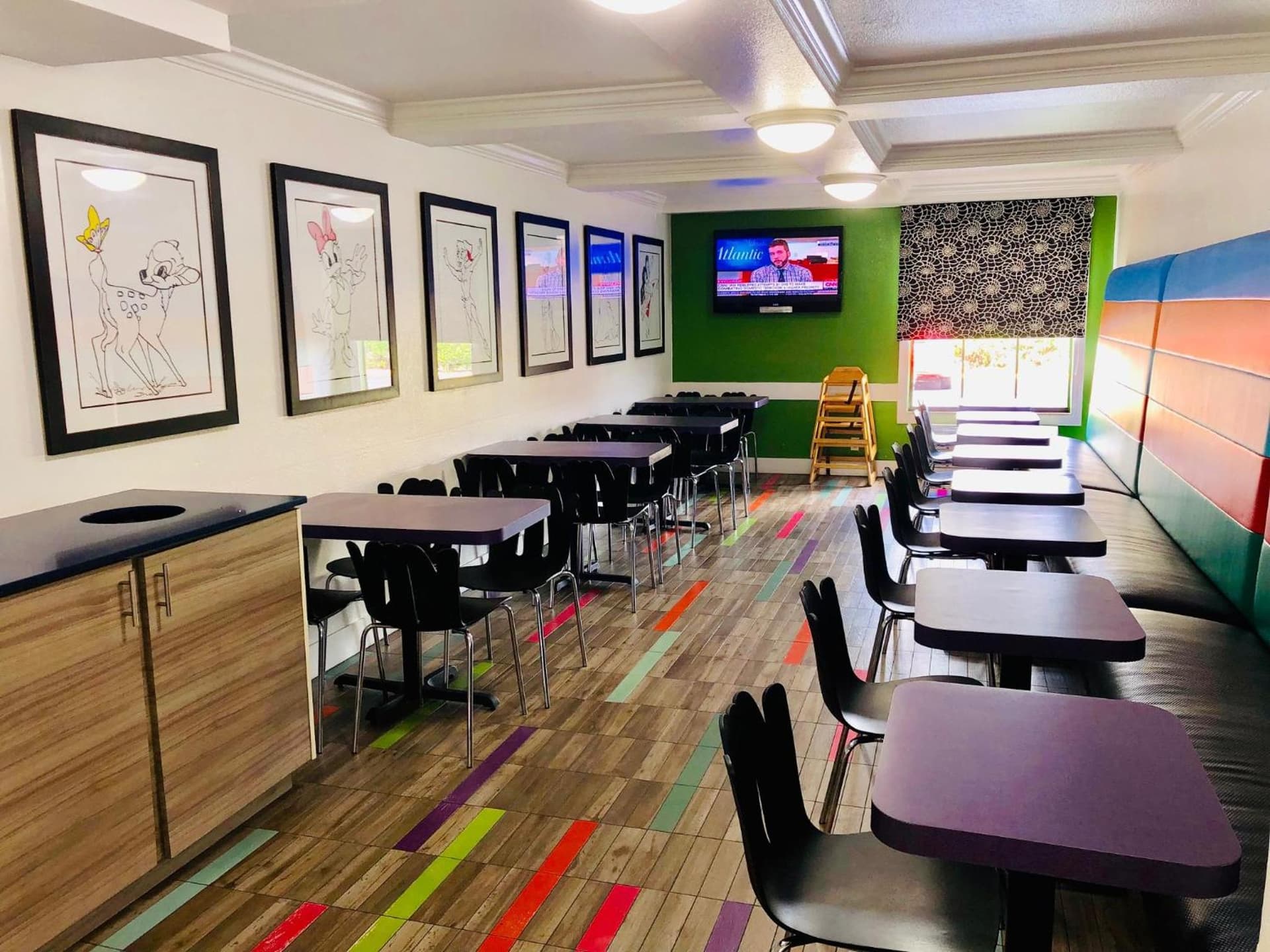 La Quinta Inn by Wyndham Orlando International Drive North gallery photo in Orlando, FL — image 41
