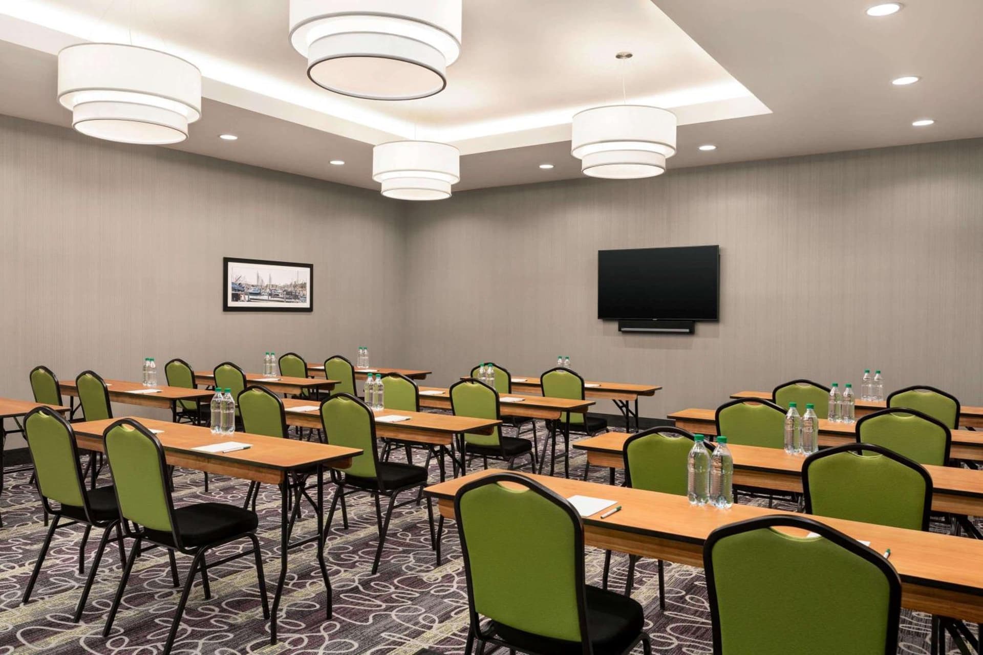 La Quinta Inn & Suites by Wyndham Burlington gallery photo in Burlington, WA — image 15