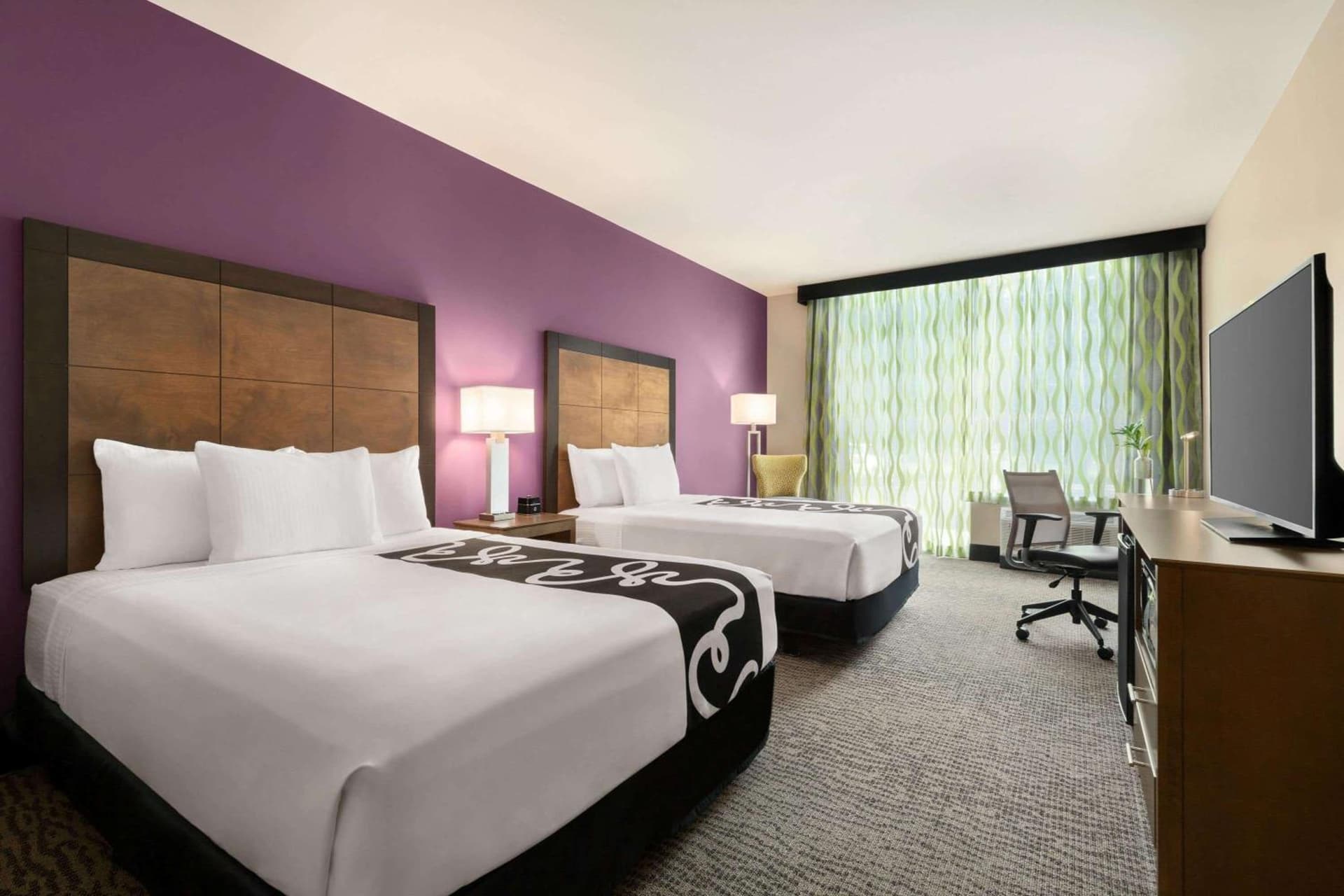 La Quinta Inn & Suites by Wyndham Burlington gallery photo in Burlington, WA — image 4