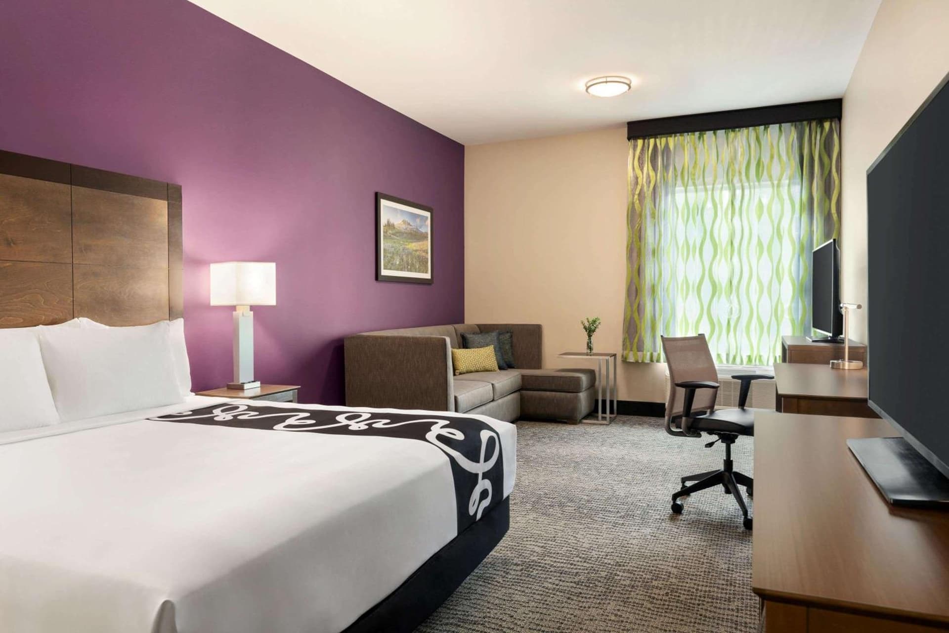 La Quinta Inn & Suites by Wyndham Burlington gallery photo in Burlington, WA — image 33