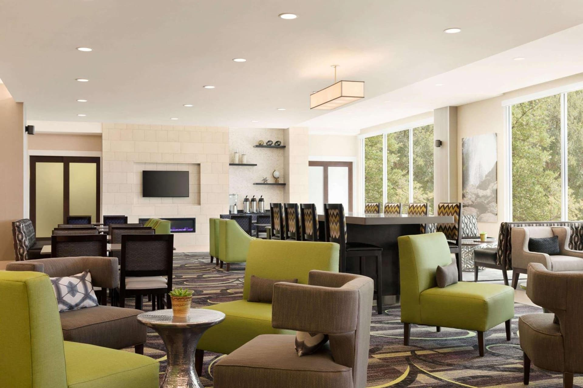 La Quinta Inn & Suites by Wyndham Burlington gallery photo in Burlington, WA — image 10