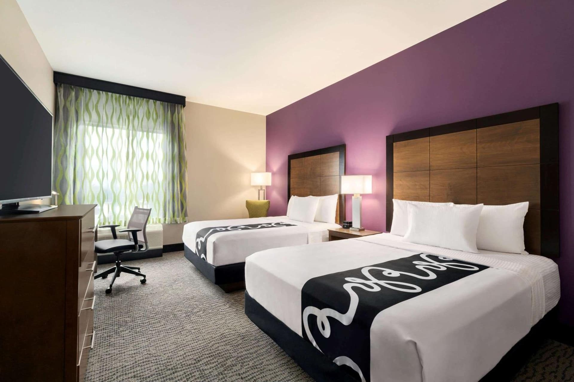 La Quinta Inn & Suites by Wyndham Burlington gallery photo in Burlington, WA — image 7
