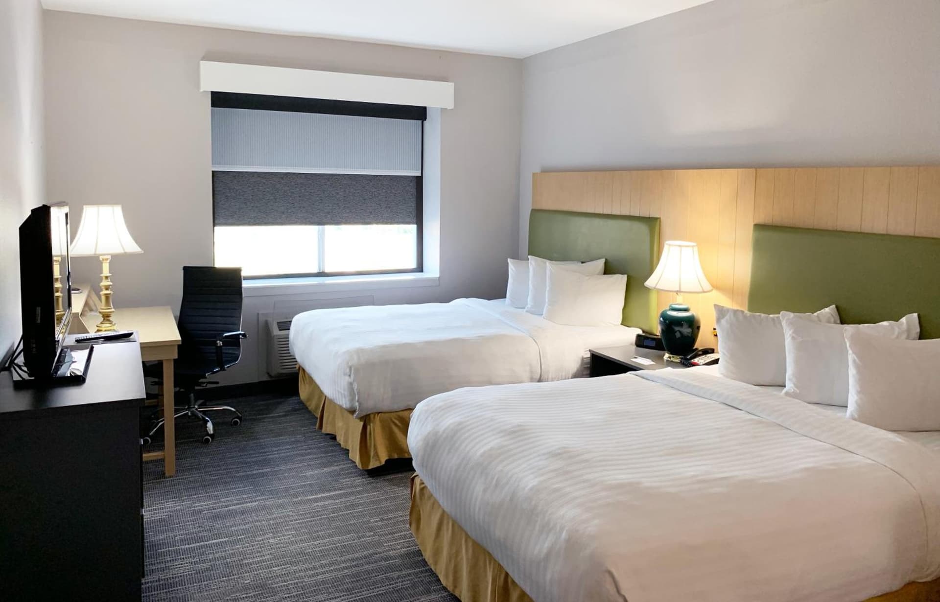 Country Inn & Suites by Radisson, Fort Worth West l-30 NAS JRB gallery photo in Fort Worth, TX — image 18