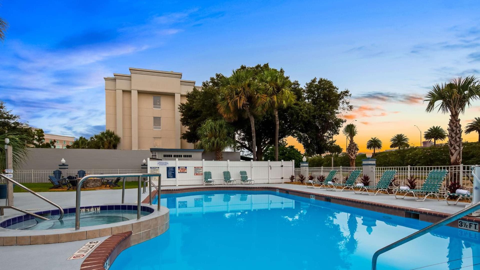 Best Western Ocala Park Centre property views in Ocala, FL — gallery photo 3