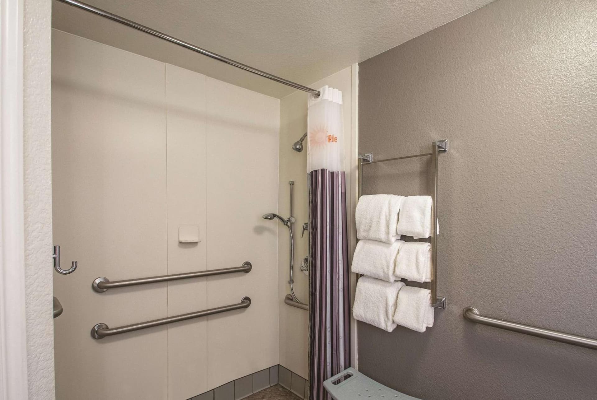 La Quinta by Wyndham Orem University Pwy Provo property views in Orem, UT — gallery photo 3