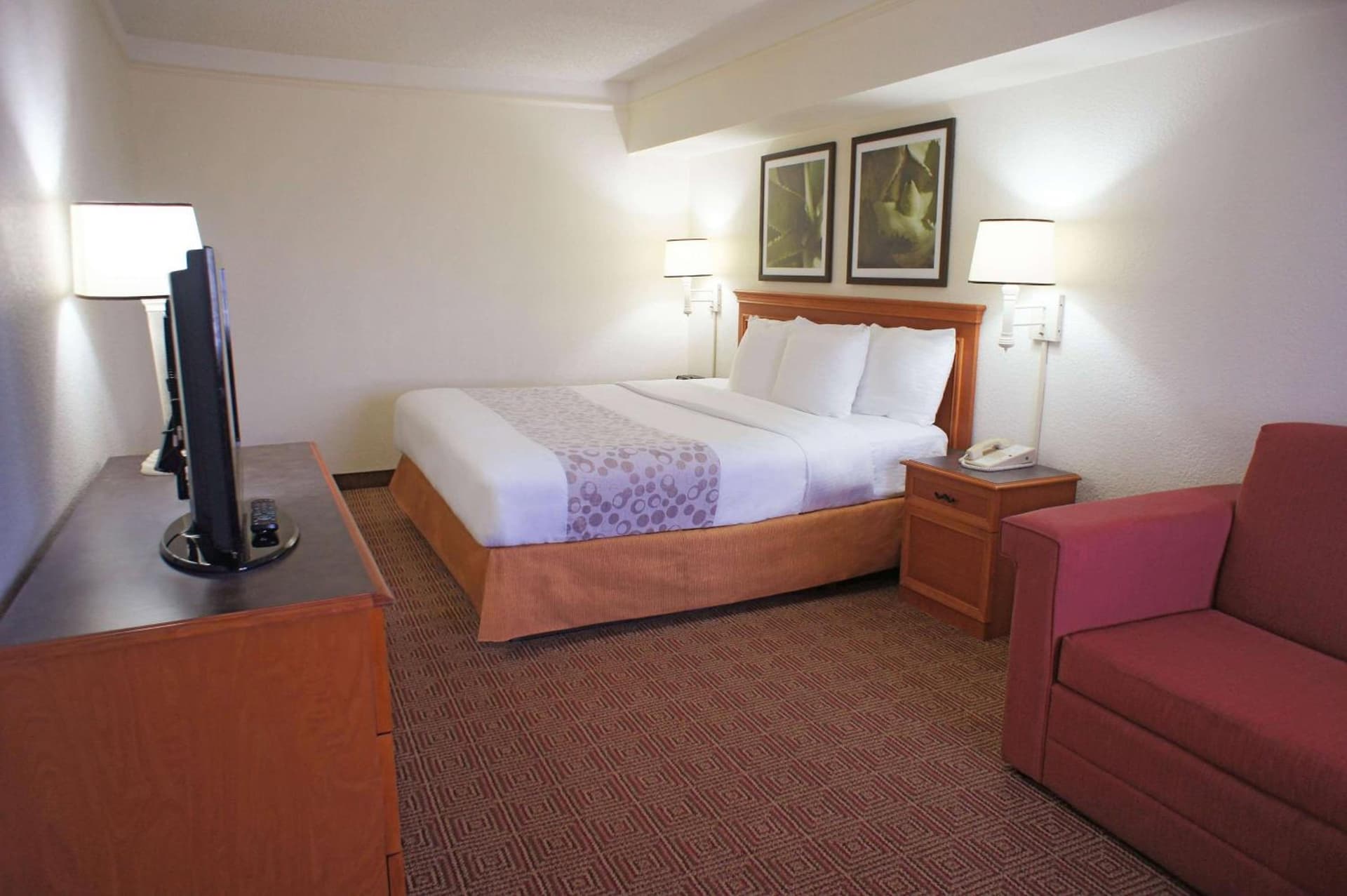 La Quinta by Wyndham Coral Springs University Dr gallery photo in Coral Springs, FL — image 7