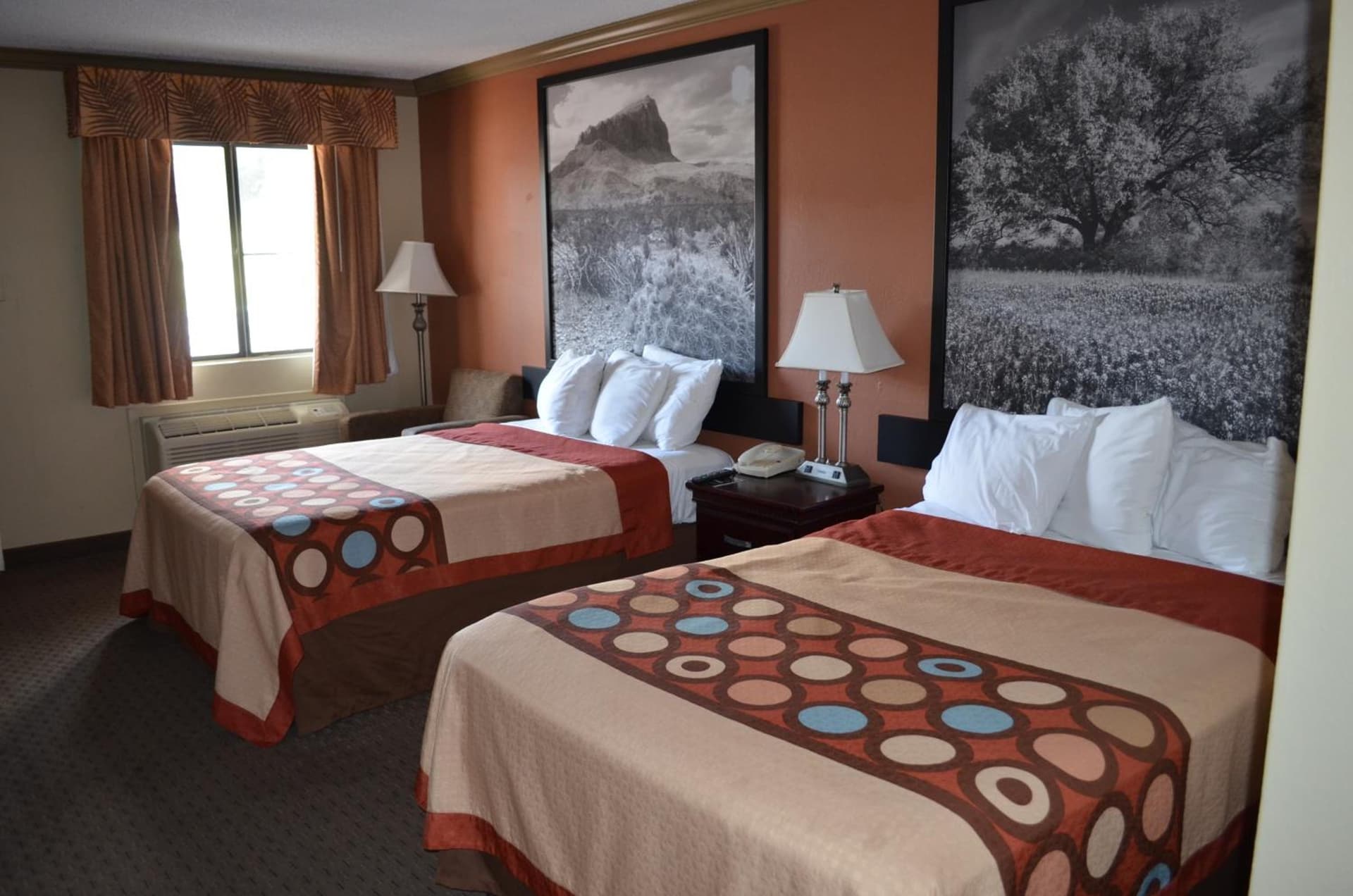 Hill Country Inn and Suite gallery photo in Copperas Cove, TX — image 11