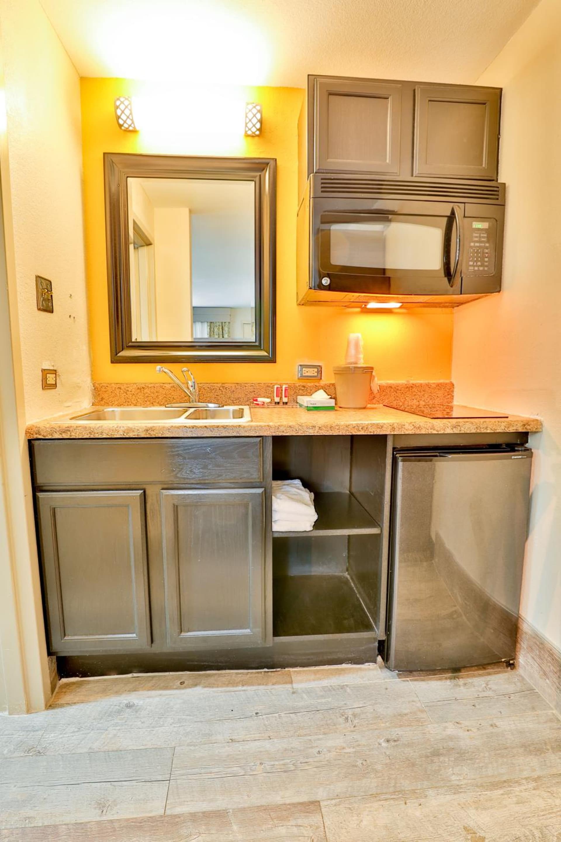 Baymont by Wyndham Murfreesboro gallery photo in Murfreesboro, TN — image 22