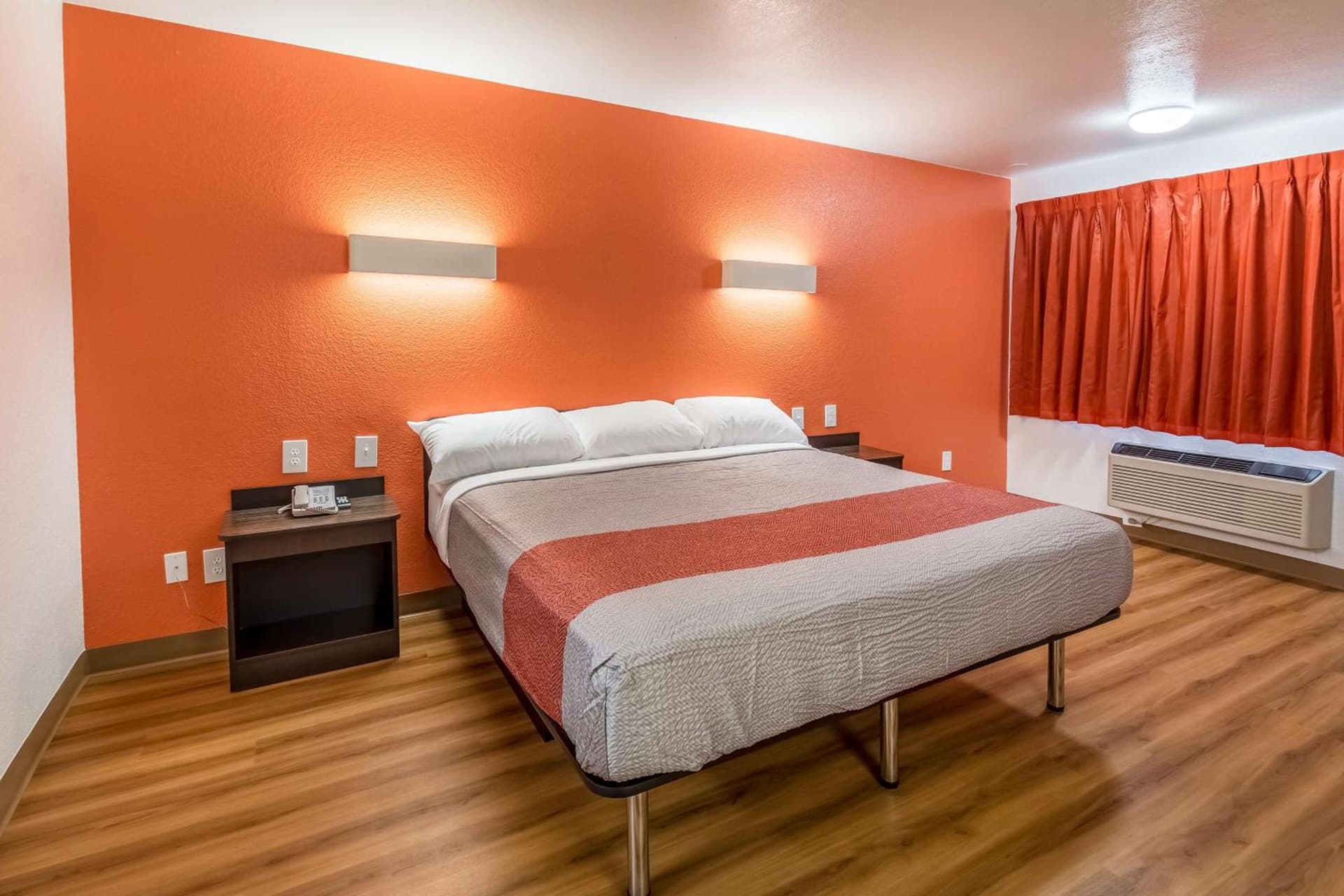 Motel 6-Arlington, TX - UTA gallery photo in Arlington, TX — image 11