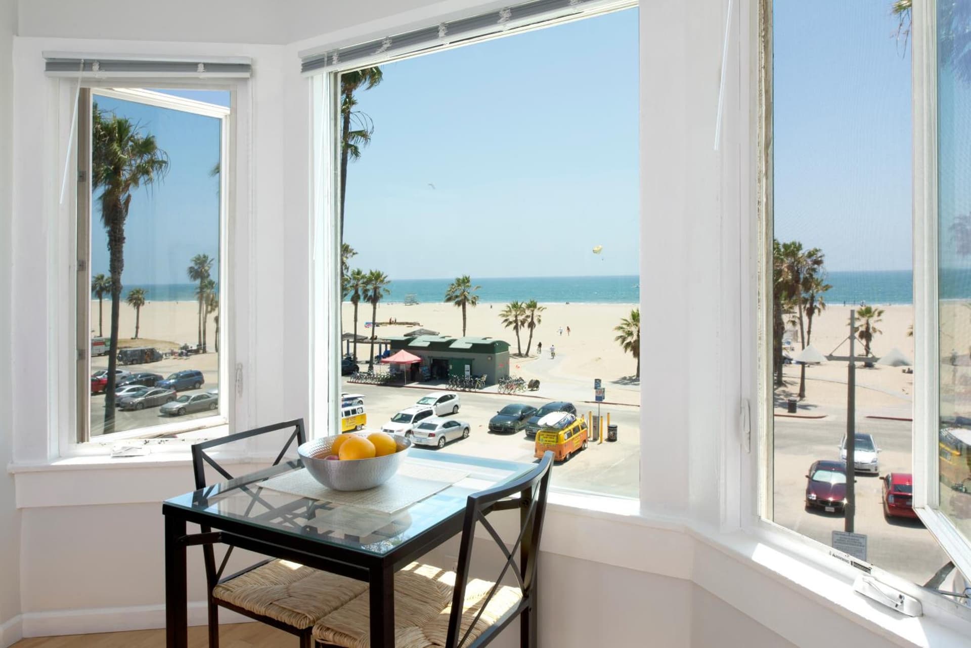 AIR Venice on the Beach interior in Los Angeles, CA — gallery photo 2