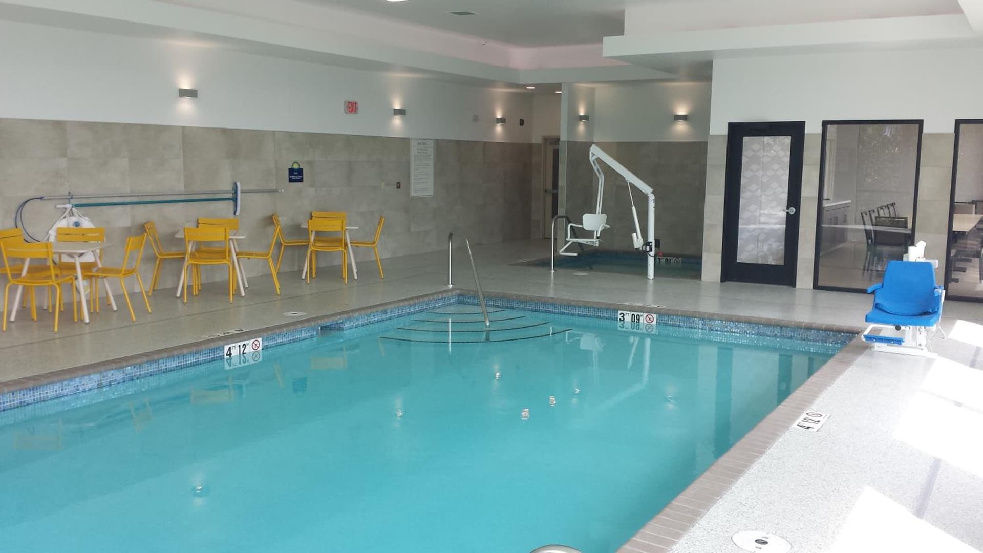 Days Inn & Suites by Wyndham Duluth by the Mall gallery photo in Duluth, MN — image 43