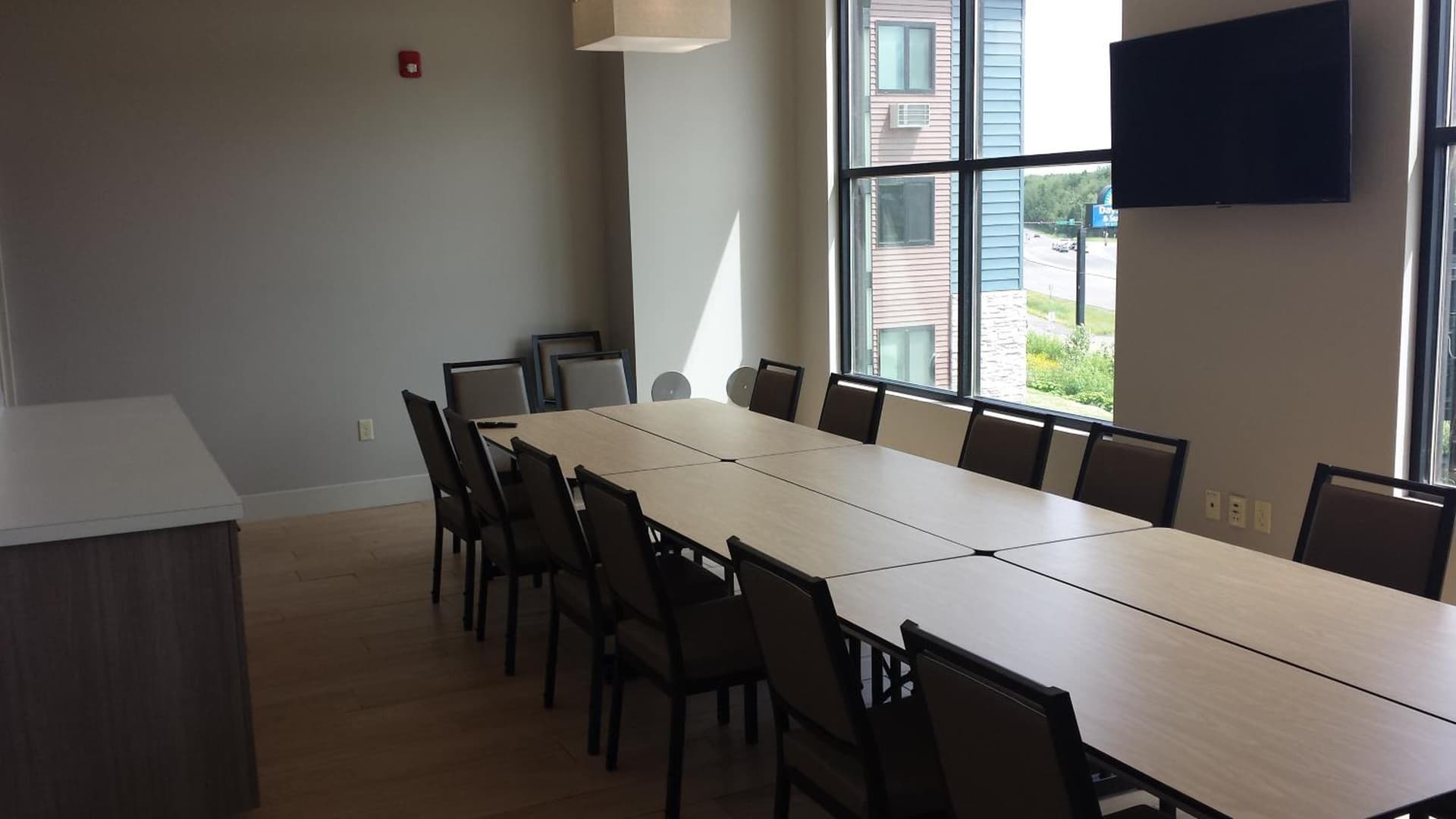 Days Inn & Suites by Wyndham Duluth by the Mall gallery photo in Duluth, MN — image 14