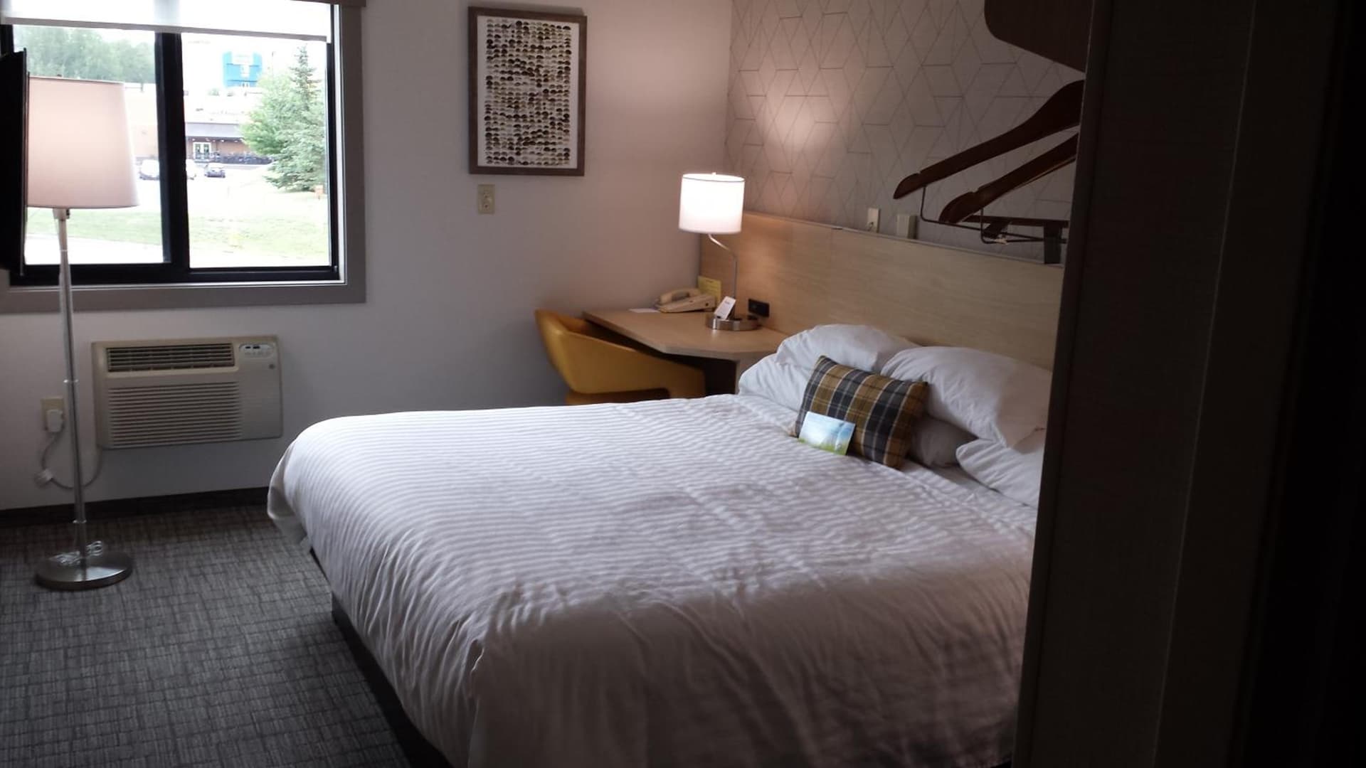 Days Inn & Suites by Wyndham Duluth by the Mall gallery photo in Duluth, MN — image 23