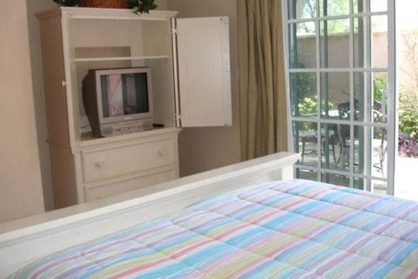 Alamanda Villas on Holmes Beach property views in Holmes Beach, FL — gallery photo 3
