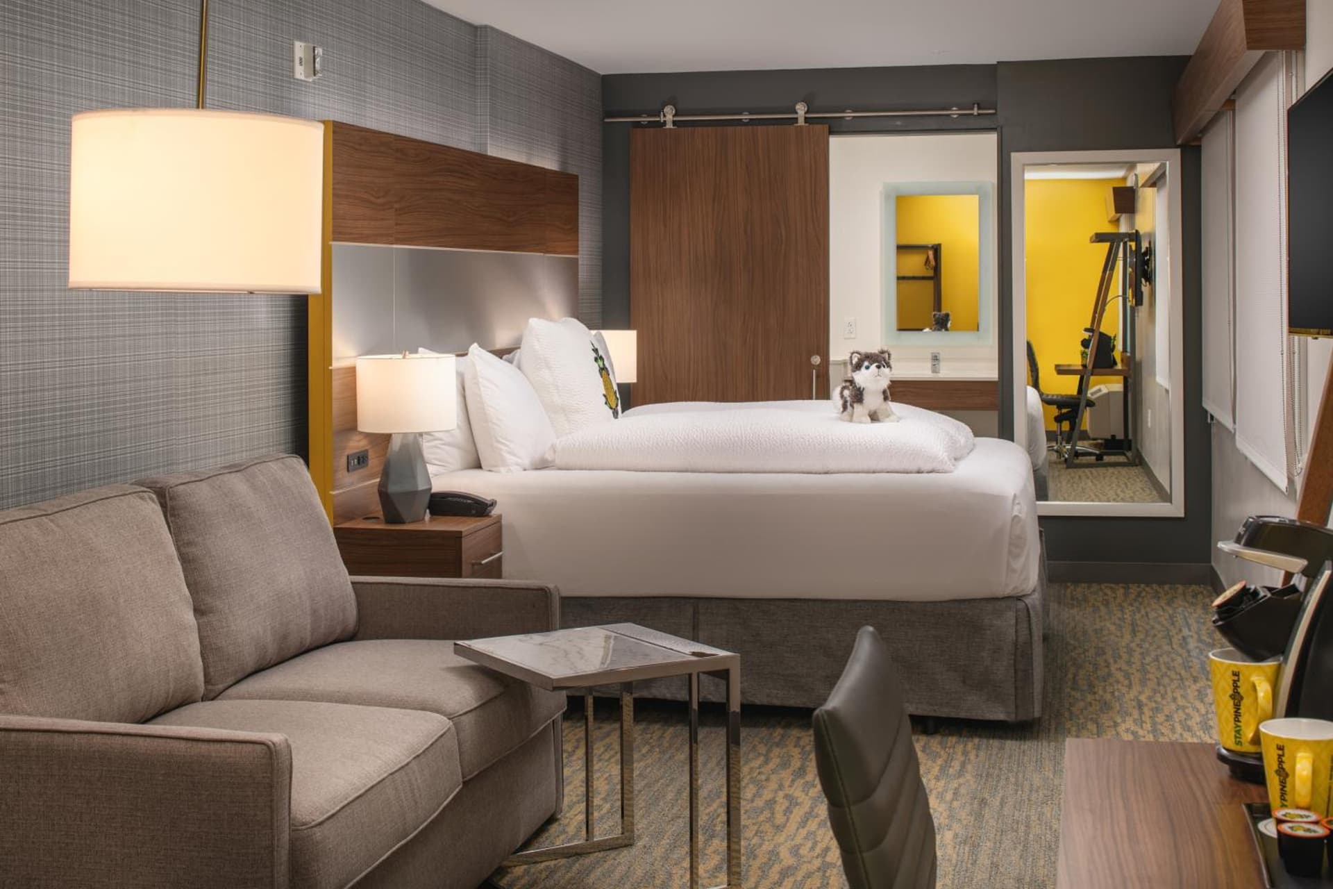 Hotel Z - Gaslamp San Diego interior in San Diego, CA — gallery photo 2