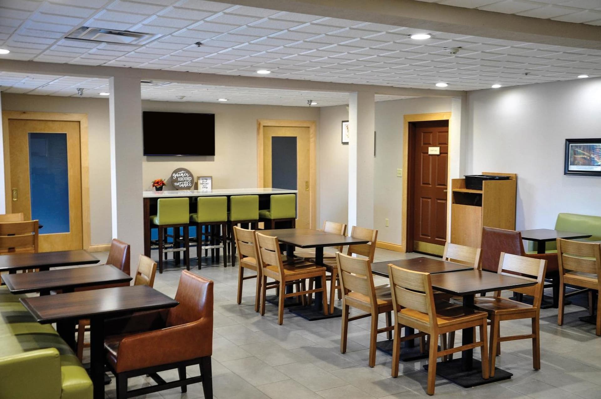Country Inn & Suites by Radisson, Beavercreek-Dayton gallery photo in Fairborn, OH — image 62