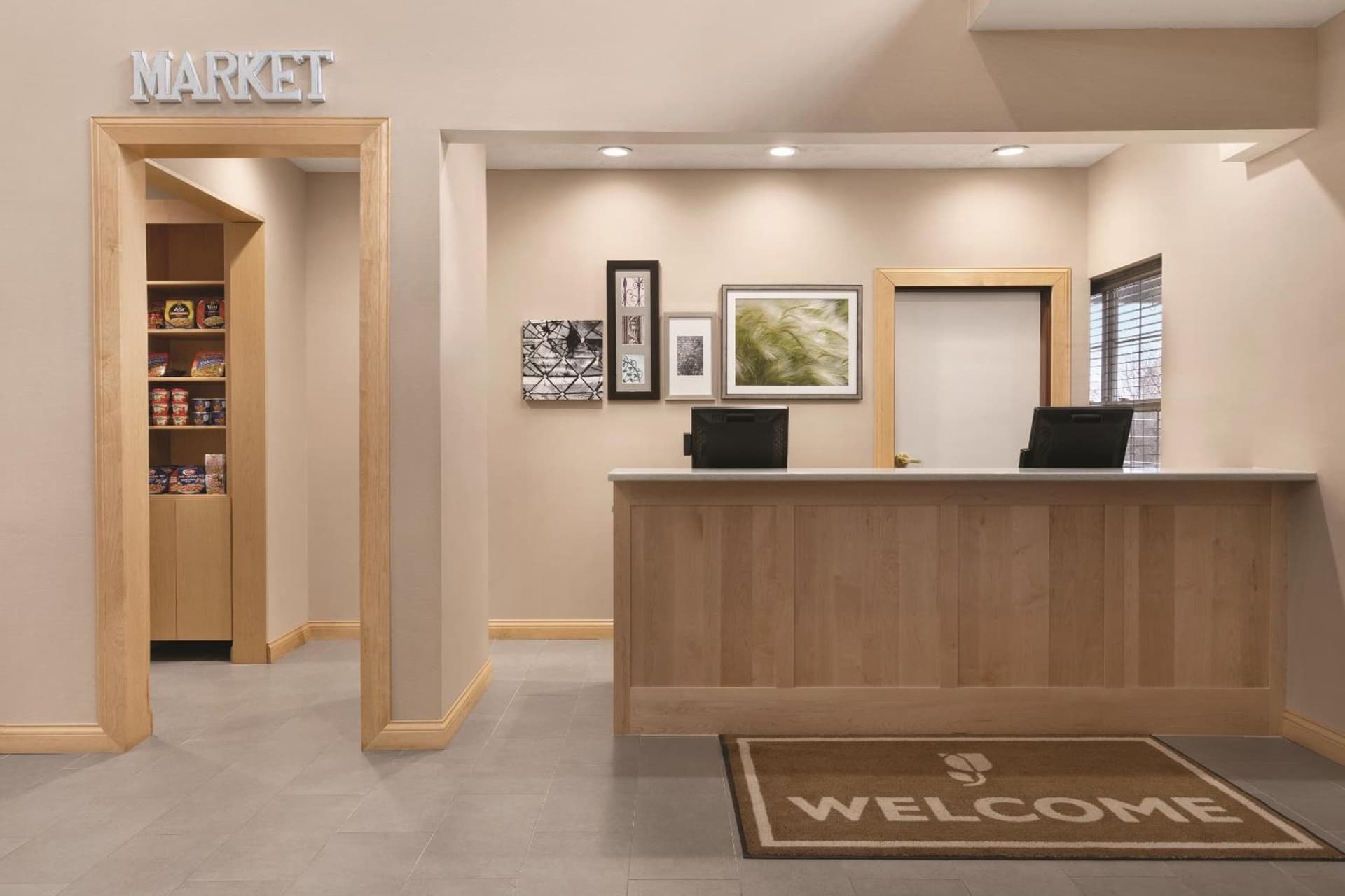 Country Inn & Suites by Radisson, Beavercreek-Dayton gallery photo in Fairborn, OH — image 59