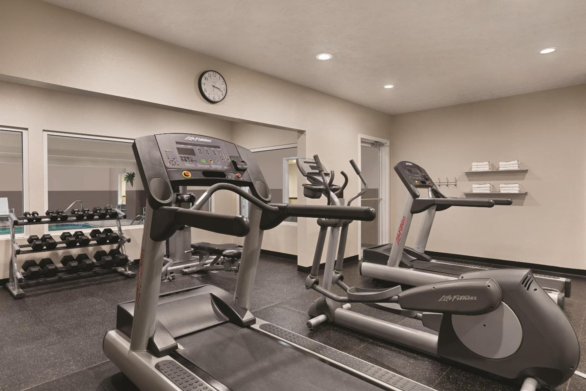 Country Inn & Suites by Radisson, Beavercreek-Dayton gallery photo in Fairborn, OH — image 8