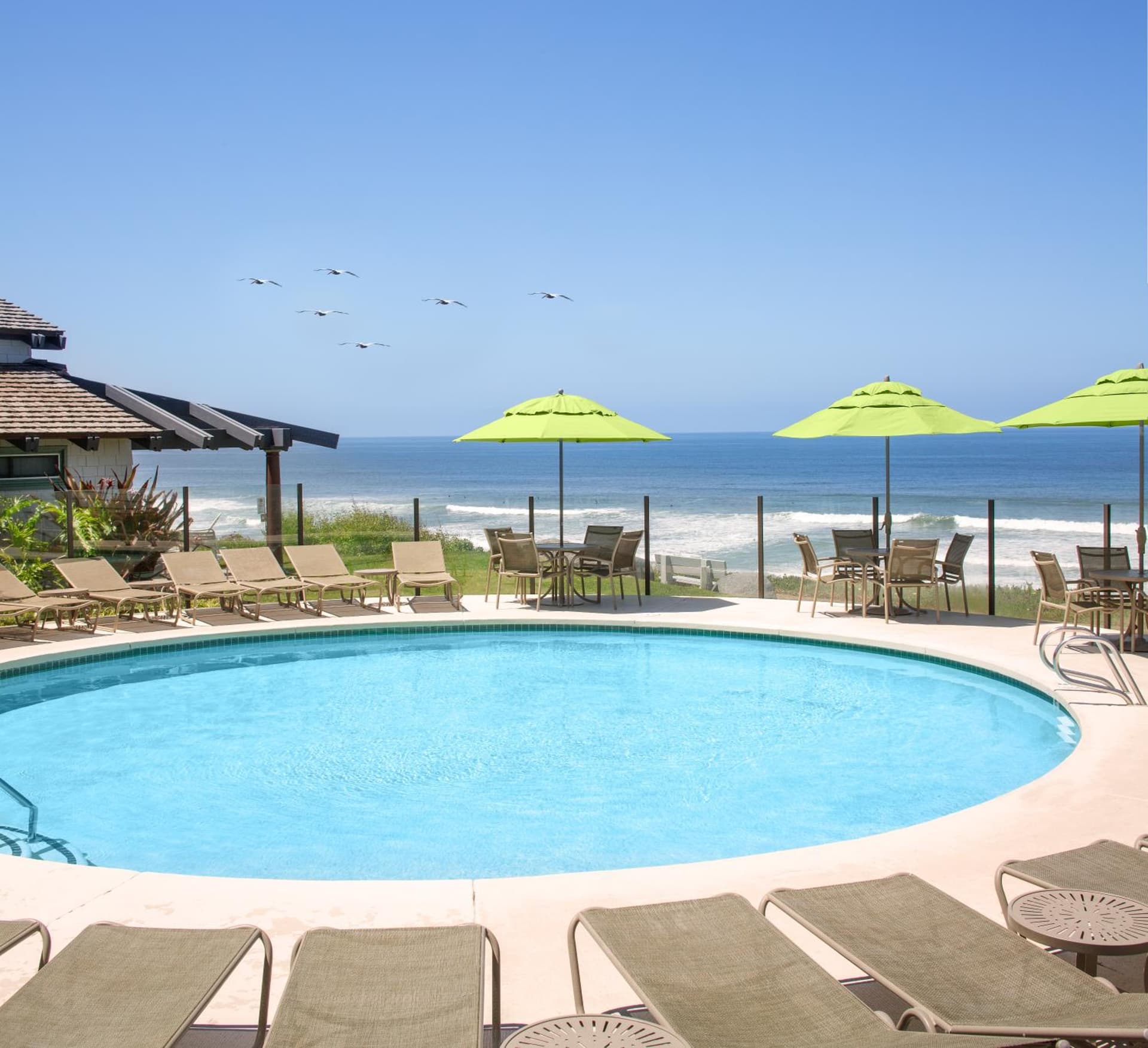 WCH at Wave Crest Resort interior in Del Mar, CA — gallery photo 2