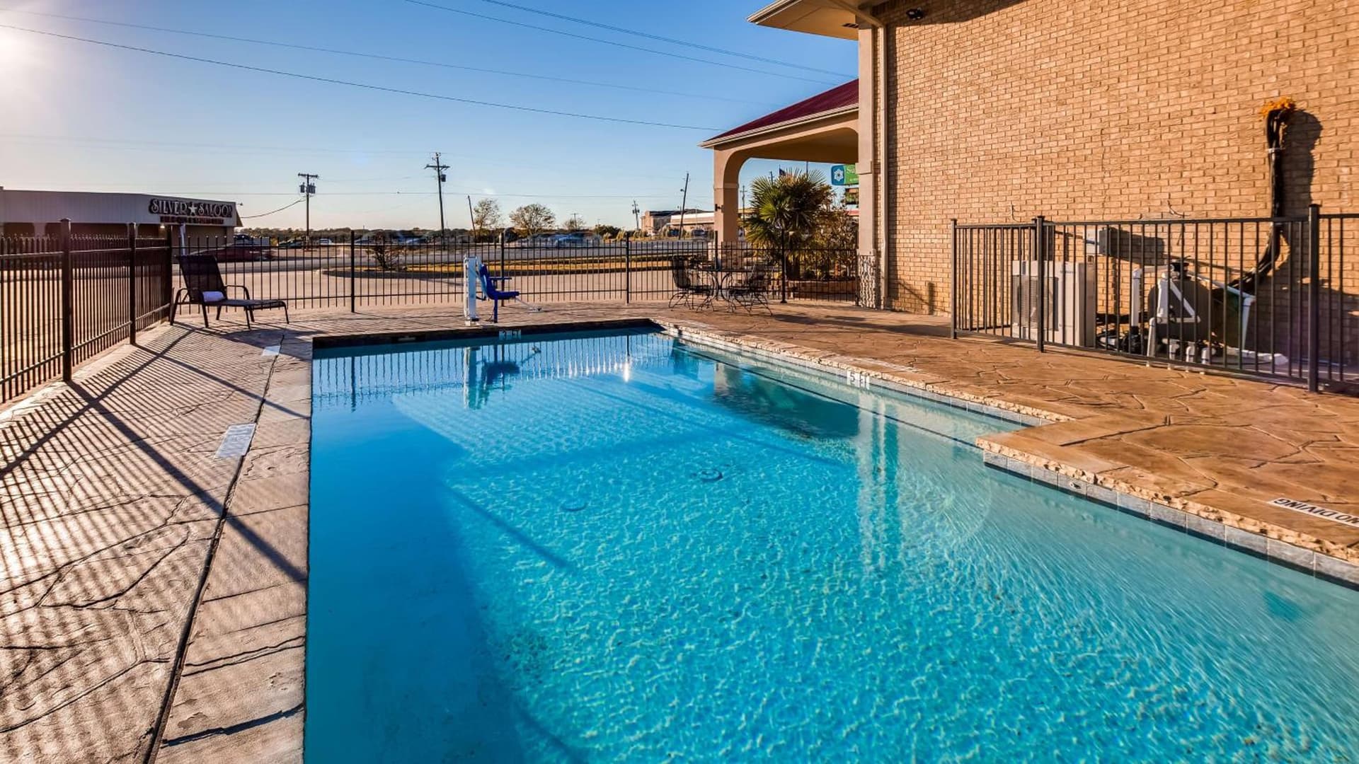 SureStay Hotel by Best Western Terrell gallery photo in Terrell, TX — image 10