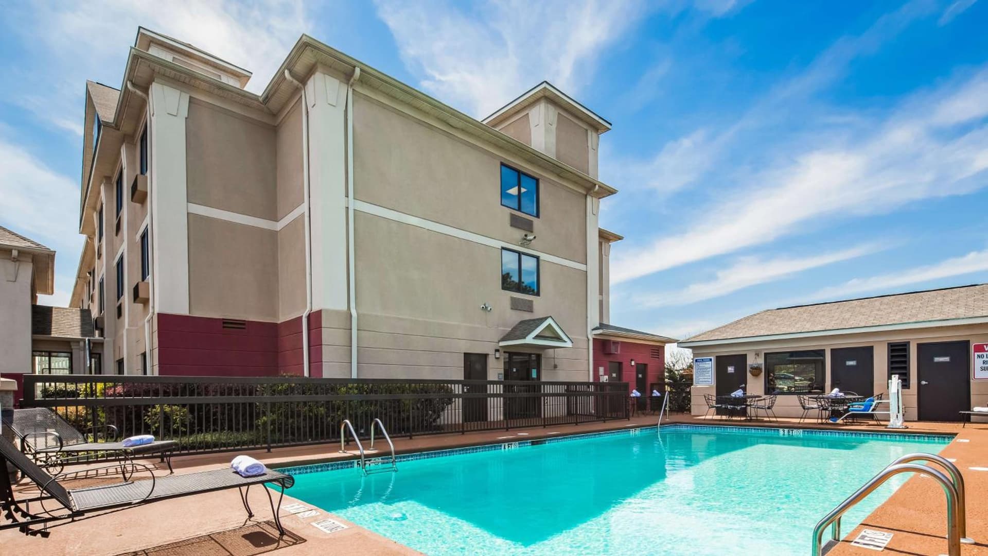 Best Western Augusta West interior in Augusta, GA — gallery photo 2