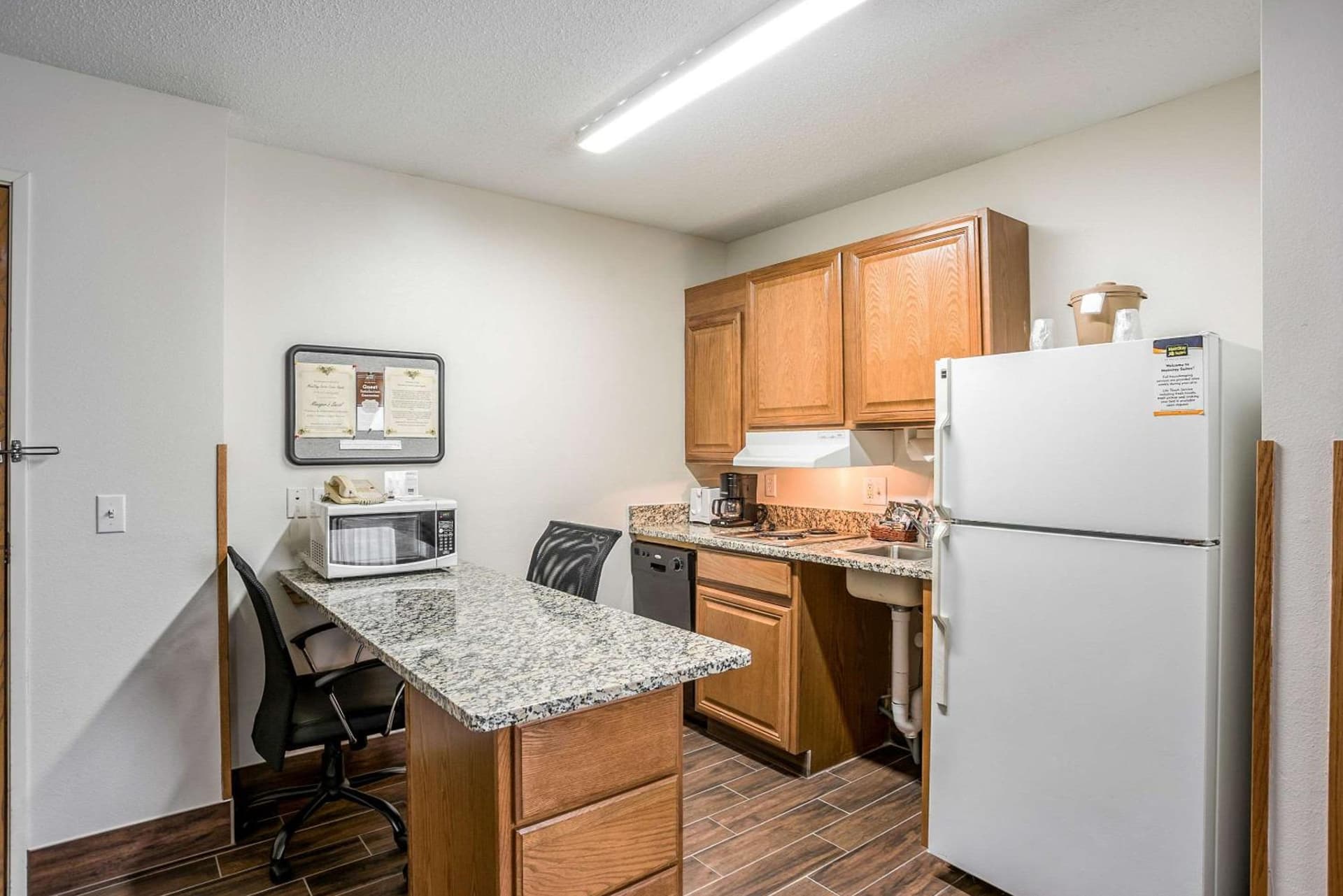 MainStay Suites Cedar Rapids North - Marion gallery photo in Cedar Rapids, IA — image 42