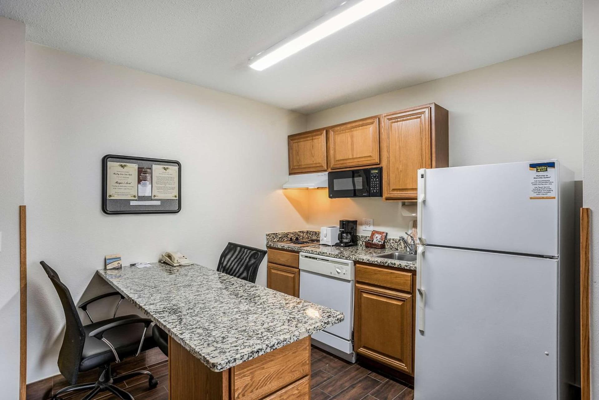 MainStay Suites Cedar Rapids North - Marion gallery photo in Cedar Rapids, IA — image 17