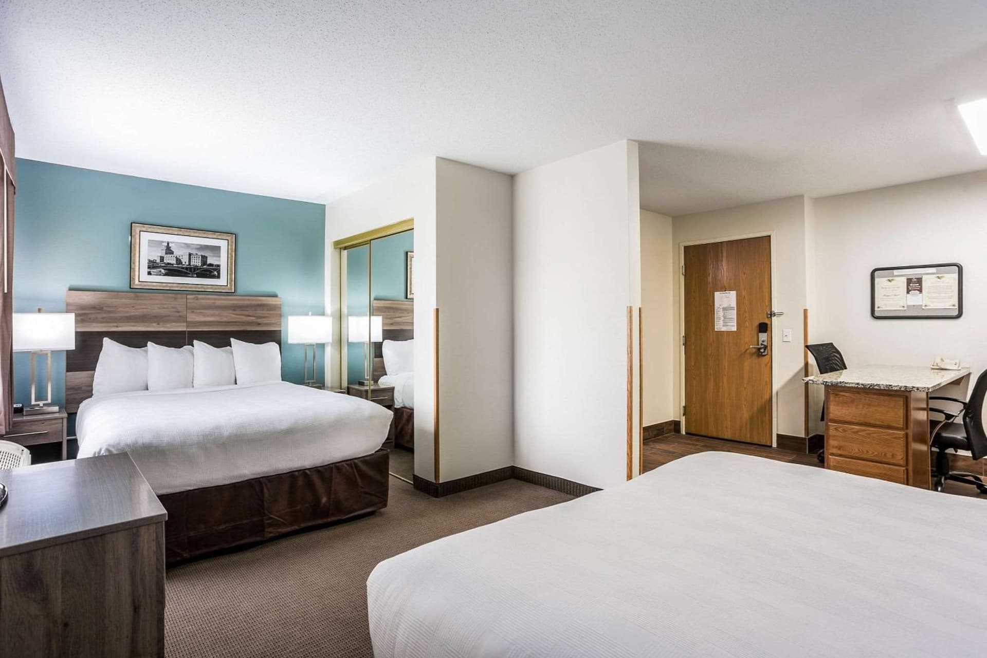 MainStay Suites Cedar Rapids North - Marion gallery photo in Cedar Rapids, IA — image 41