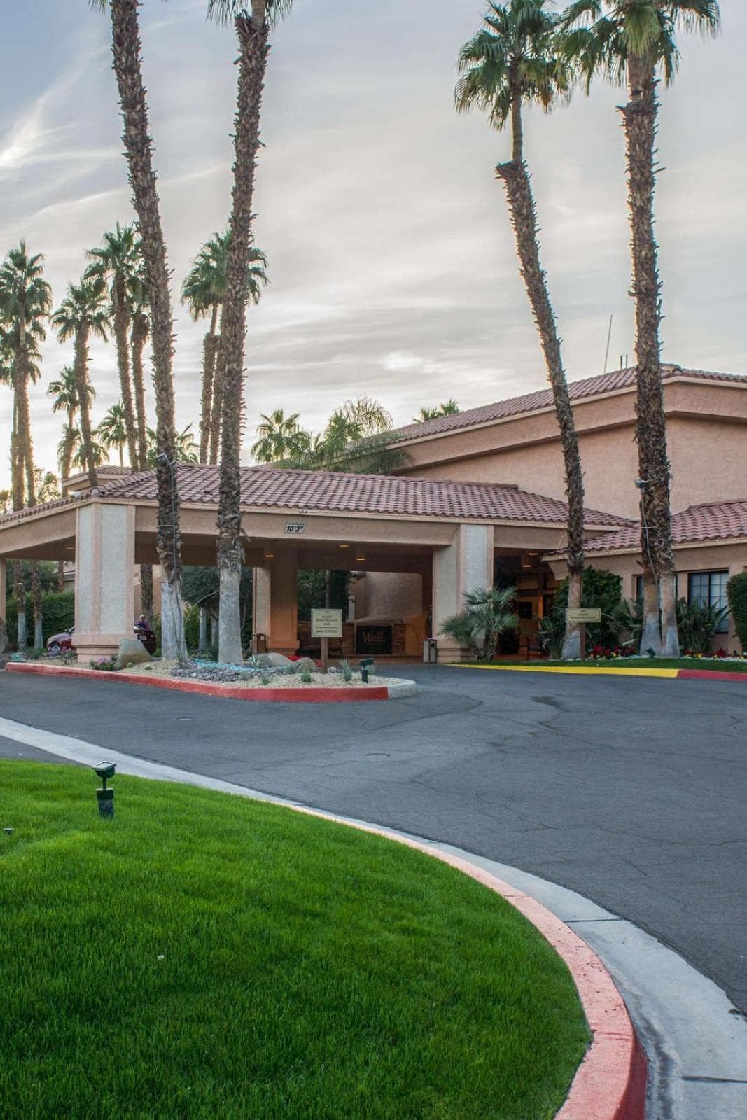 Desert Oasis Welk Resorts featured exterior or lobby in Cathedral City, CA — similar hotel