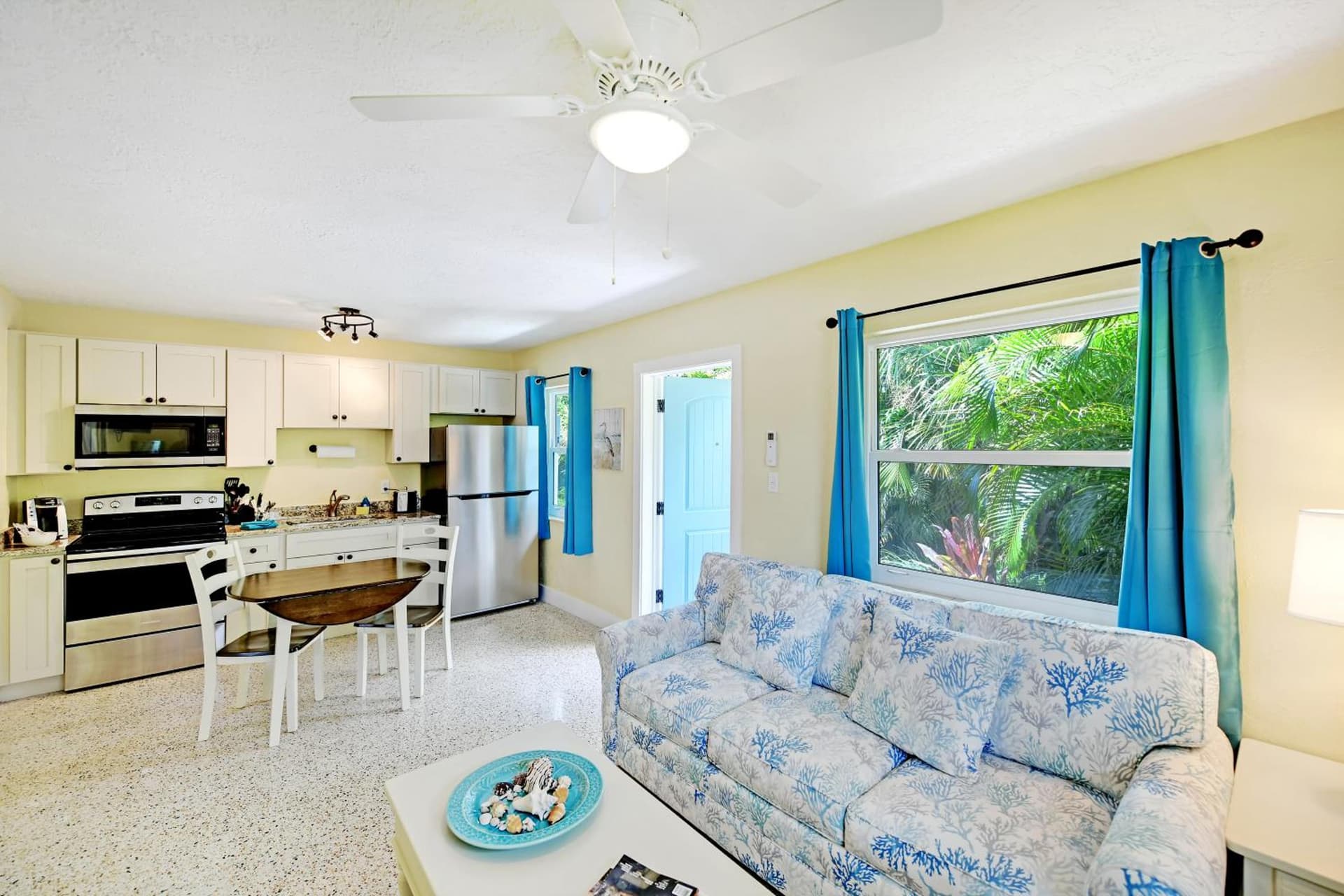 Siesta Key Palms Resort gallery photo in Sarasota, FL — image 152