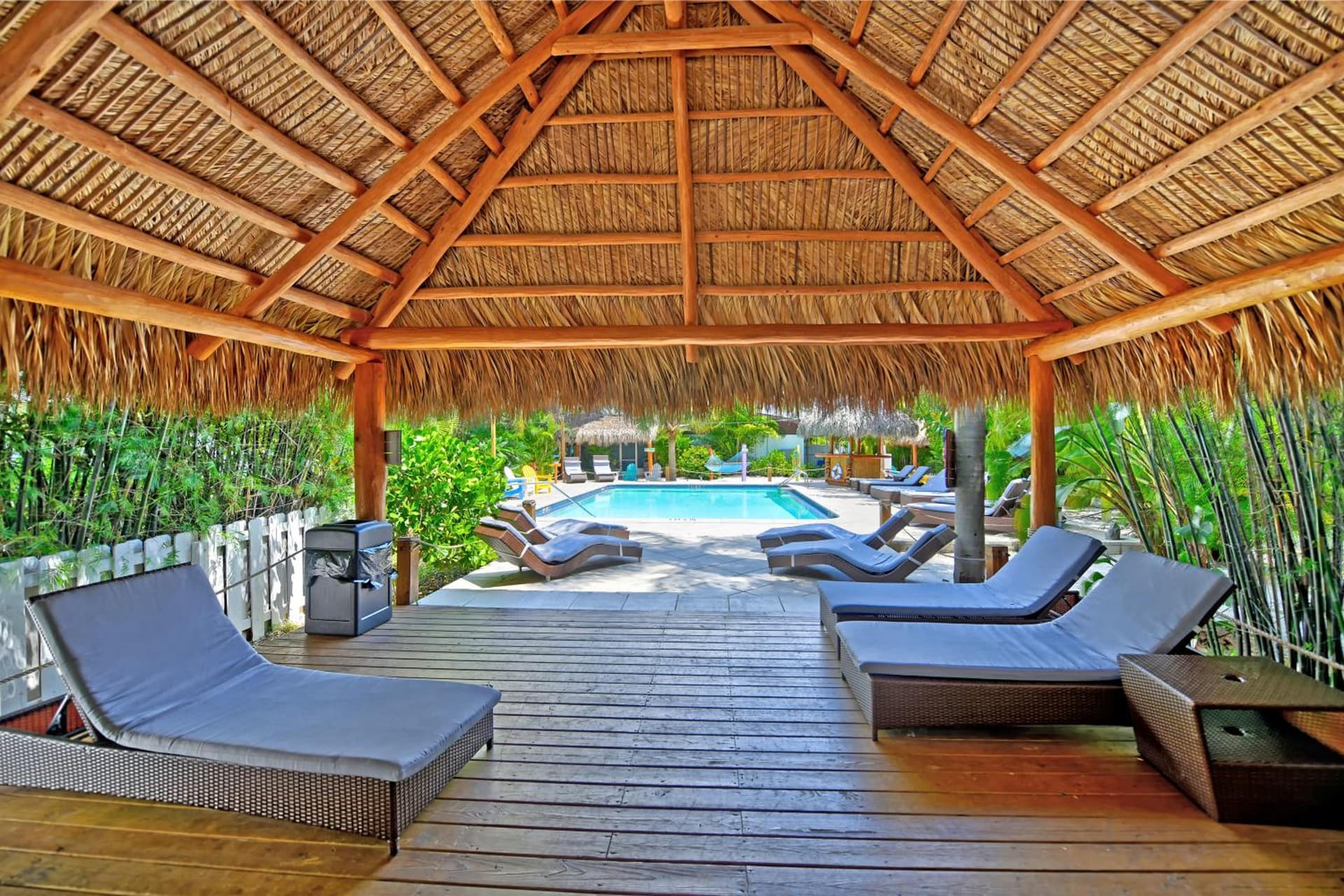 Siesta Key Palms Resort property views in Sarasota, FL — gallery photo 3