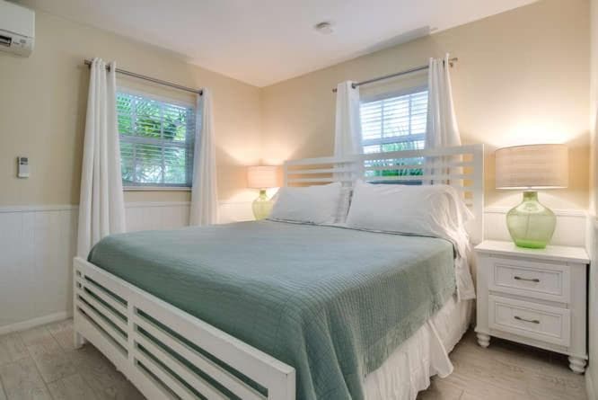 Blue Sage interior in Siesta Key, FL — gallery photo 2
