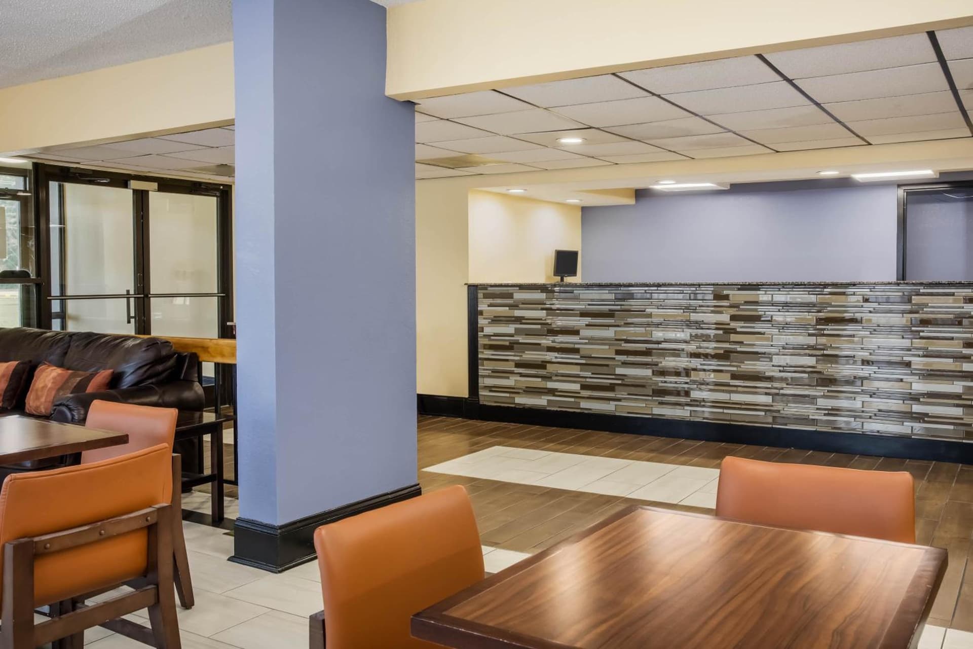 Days Inn by Wyndham Wilson property views in Wilson, NC — gallery photo 3