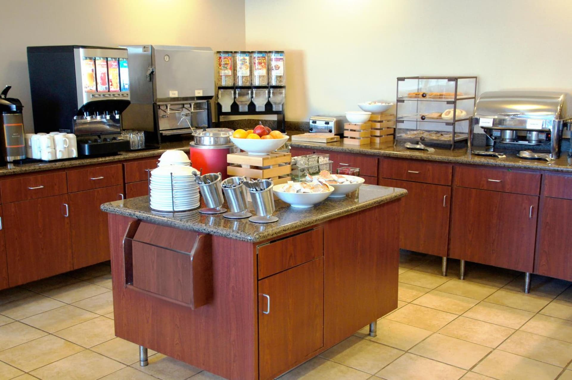 Country Inn & Suites by Radisson, Red Wing, MN gallery photo in Red Wing, MN — image 6