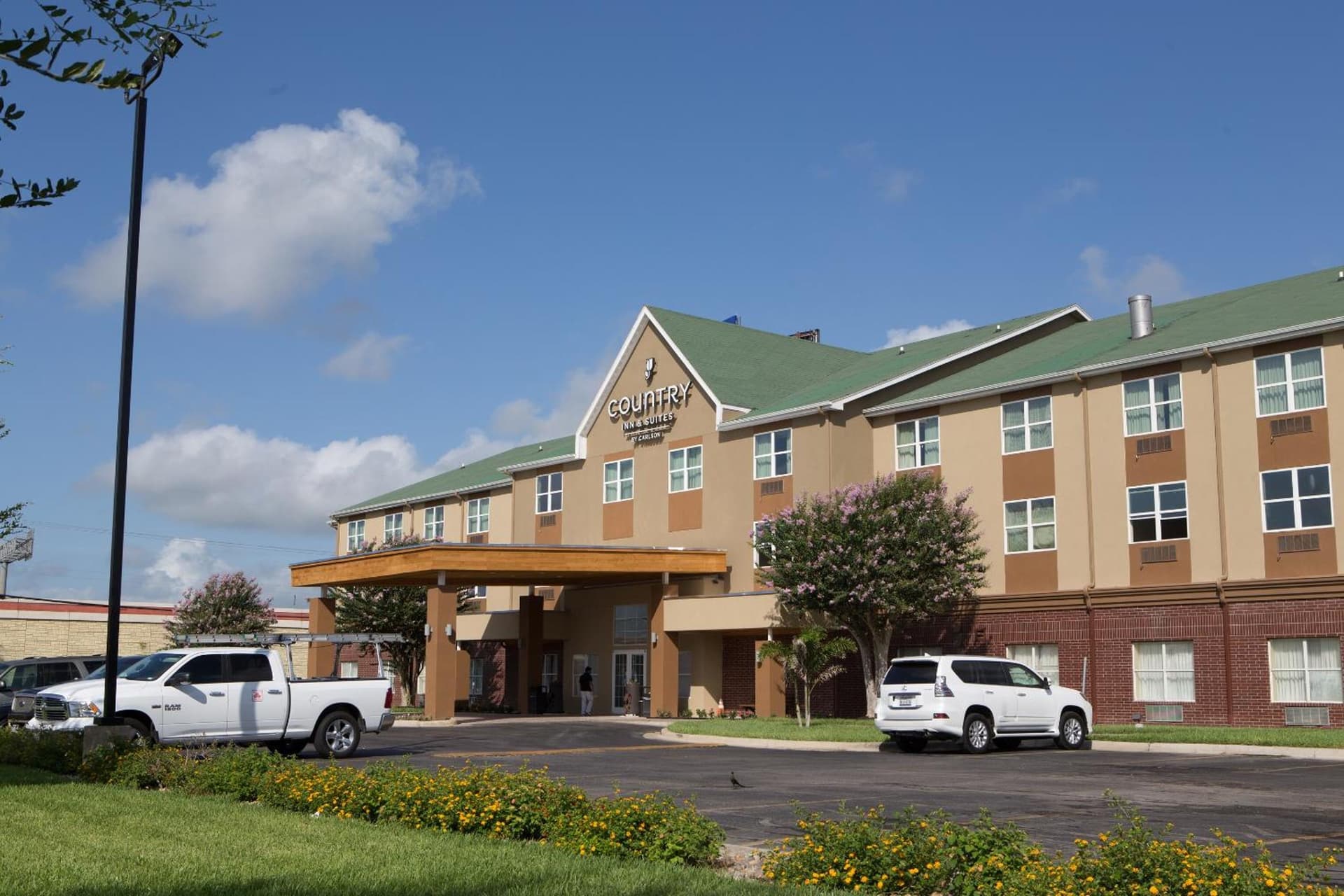 Country Inn & Suites by Radisson, Harlingen, TX interior in Harlingen, TX — gallery photo 2