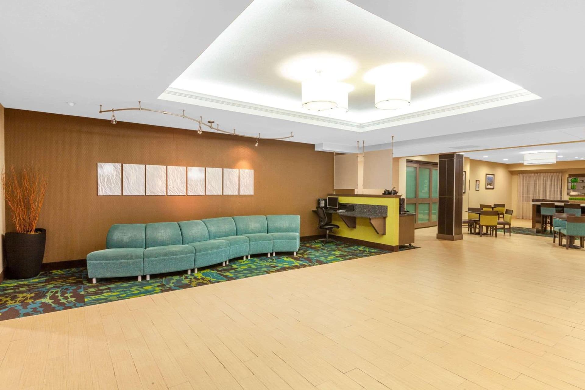 La Quinta by Wyndham Midland North gallery photo in Midland, TX — image 32