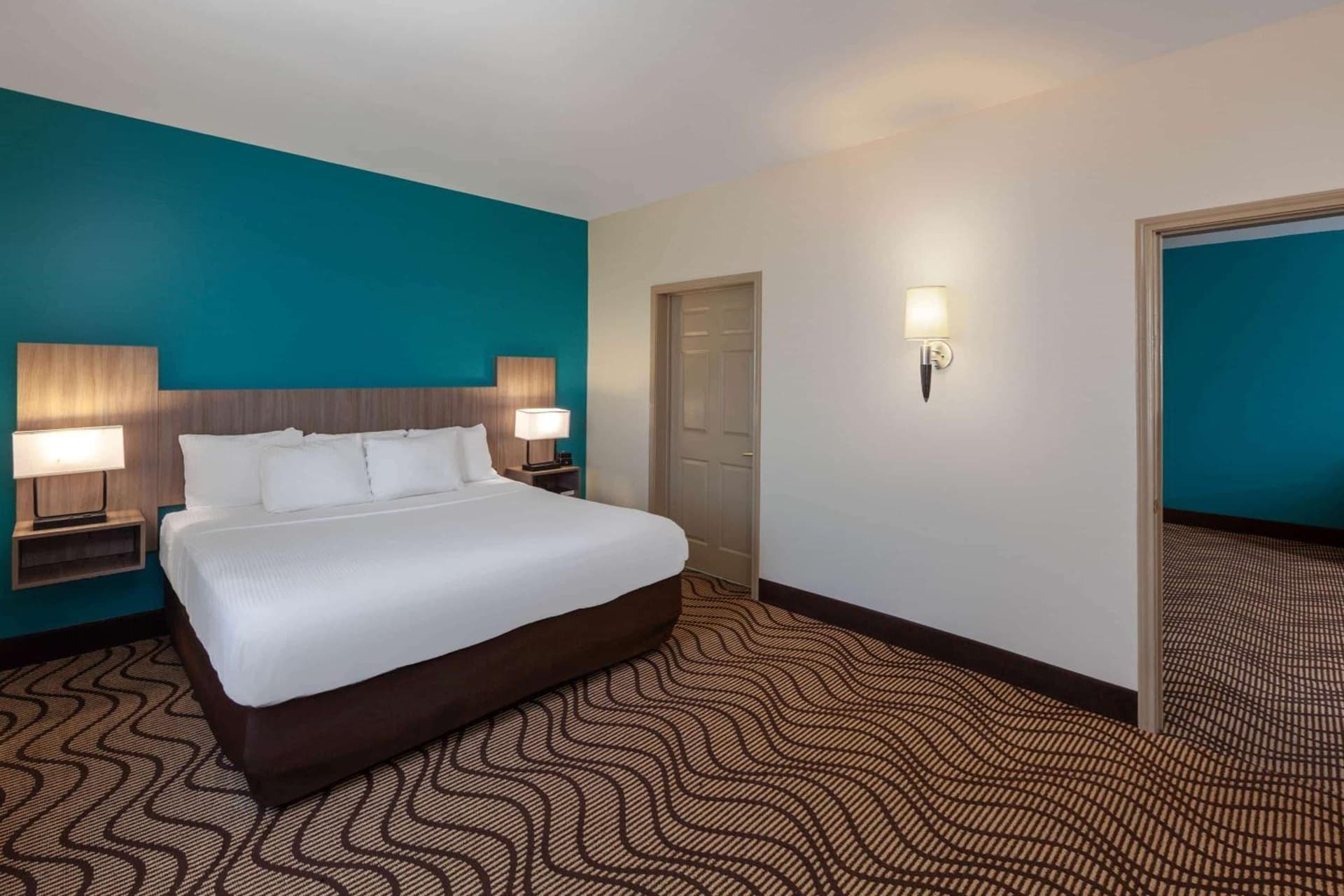 La Quinta by Wyndham Midland North gallery photo in Midland, TX — image 24