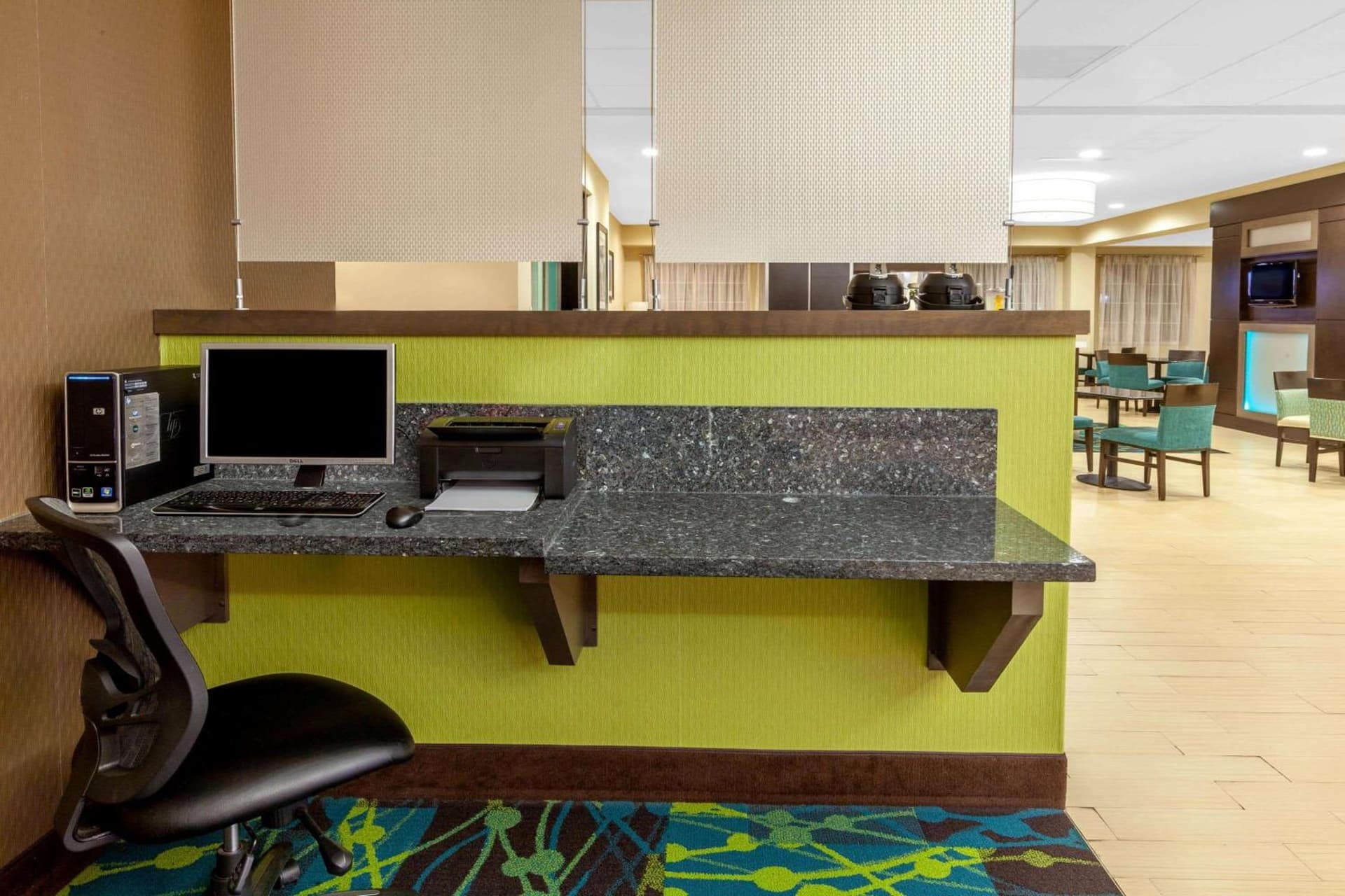 La Quinta by Wyndham Midland North gallery photo in Midland, TX — image 40