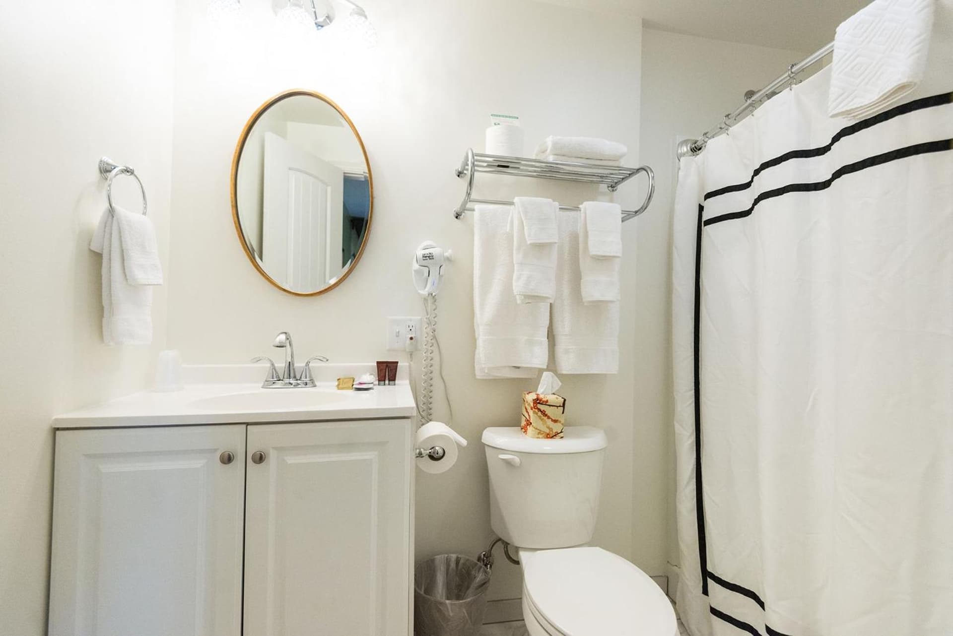 Camas Boutique Hotel gallery photo in Camas, WA — image 27
