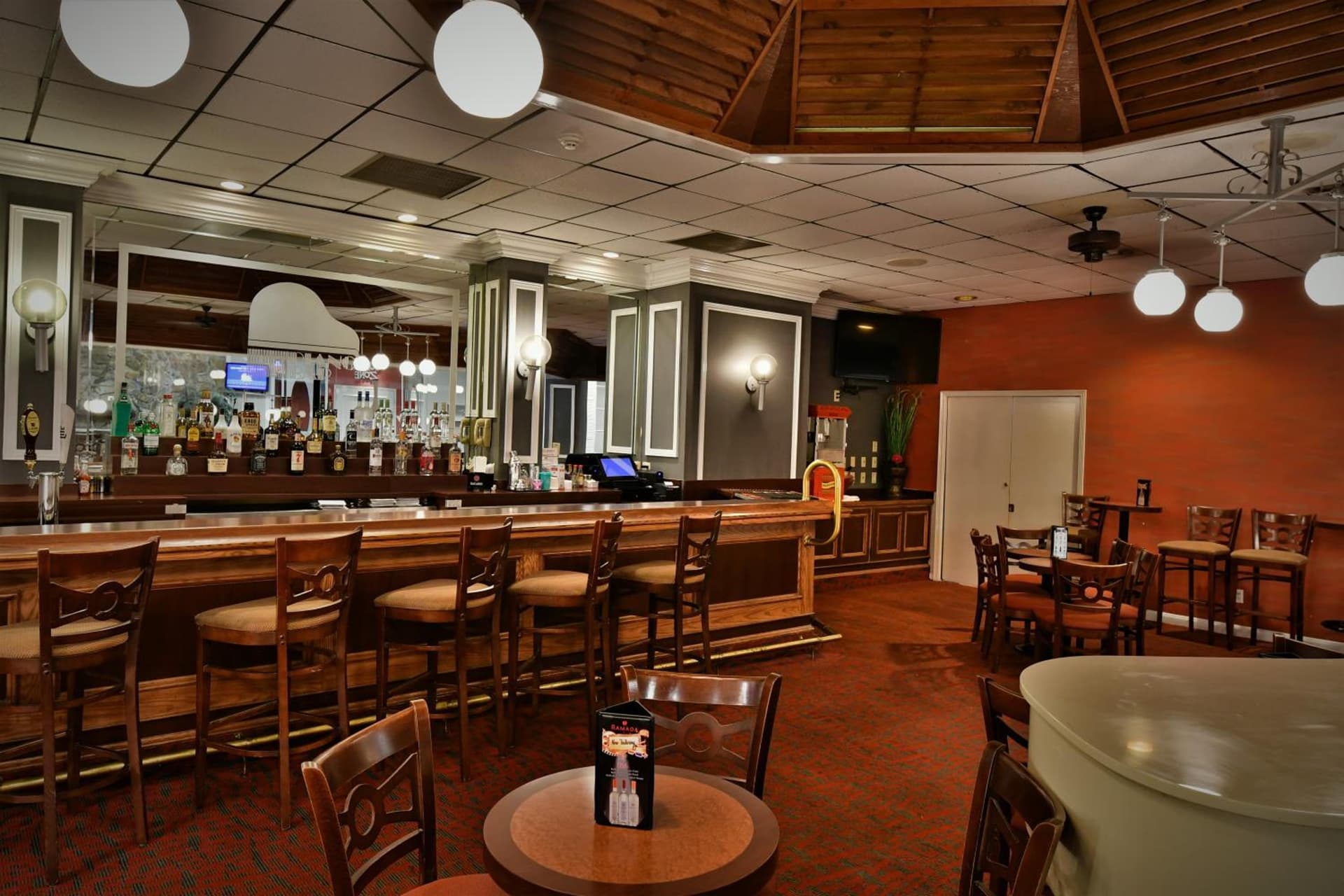Ramada by Wyndham Jacksonville Hotel & Conference Center gallery photo in Jacksonville, FL — image 41