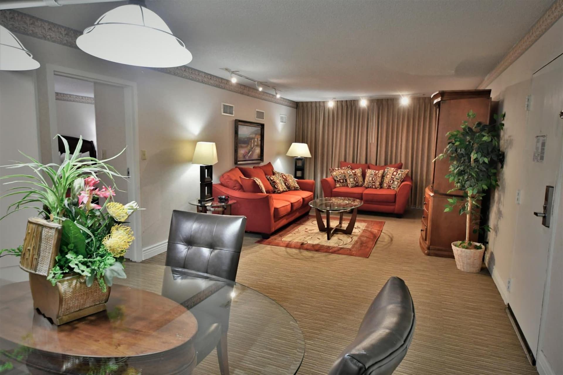 Ramada by Wyndham Jacksonville Hotel & Conference Center gallery photo in Jacksonville, FL — image 17