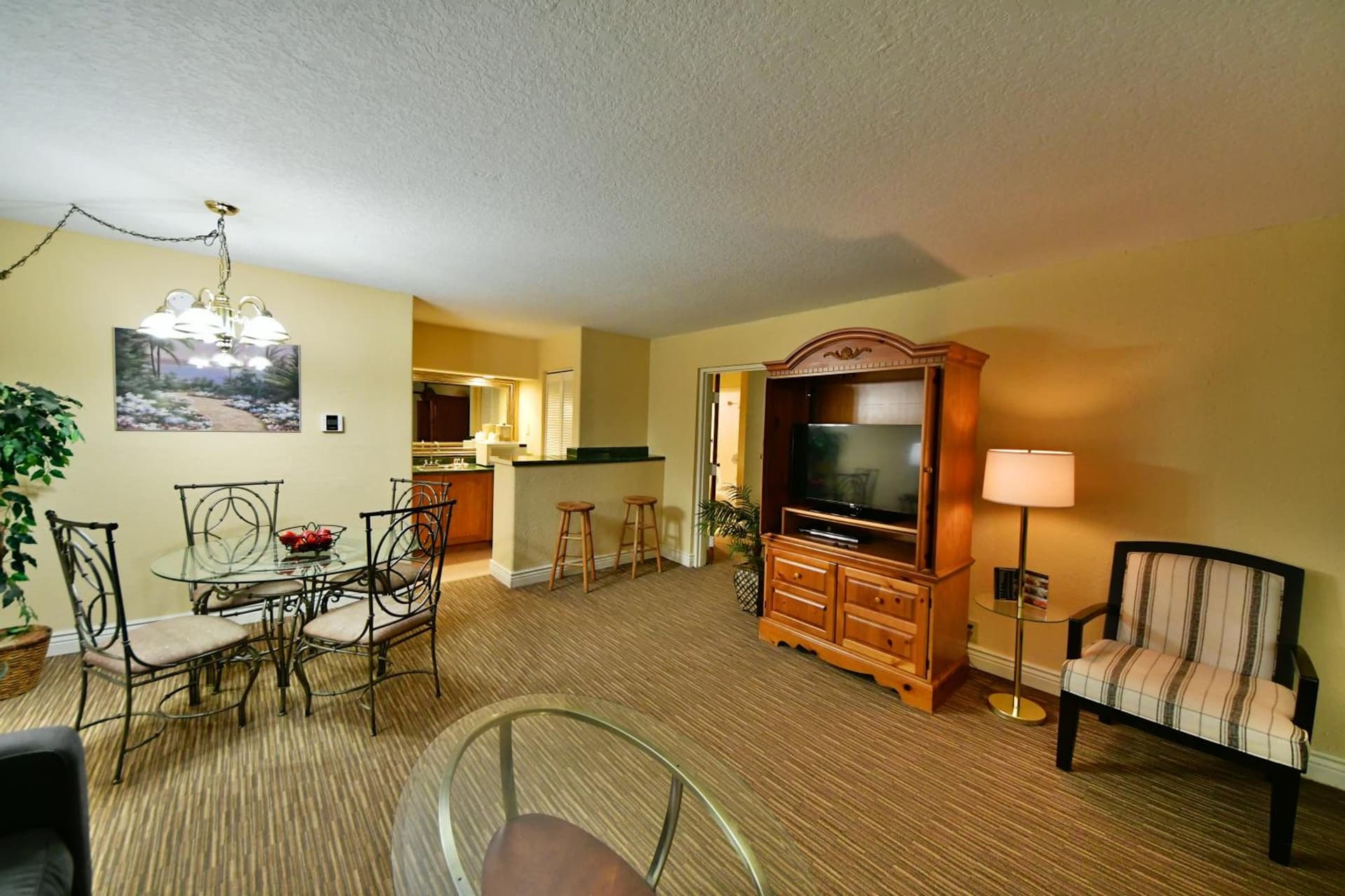 Ramada by Wyndham Jacksonville Hotel & Conference Center gallery photo in Jacksonville, FL — image 44