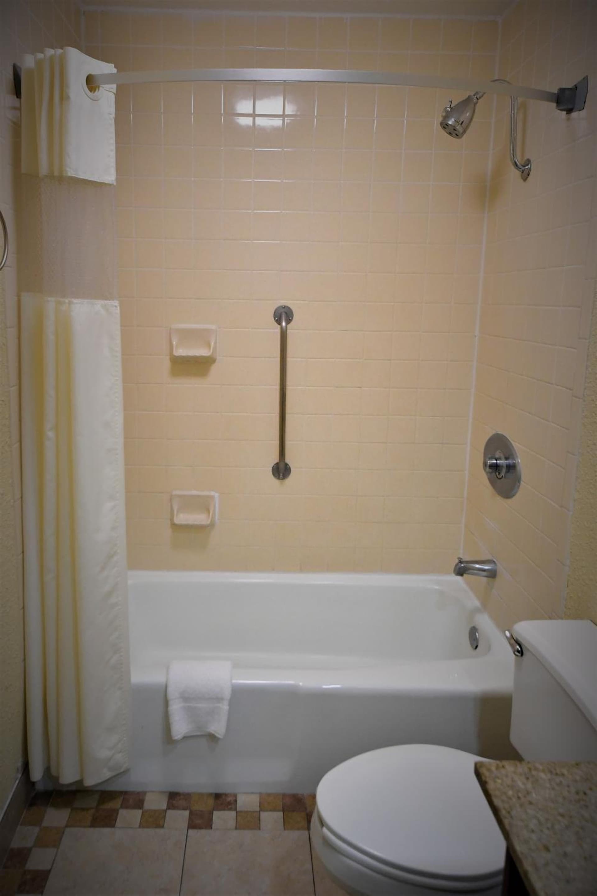 Ramada by Wyndham Jacksonville Hotel & Conference Center gallery photo in Jacksonville, FL — image 38