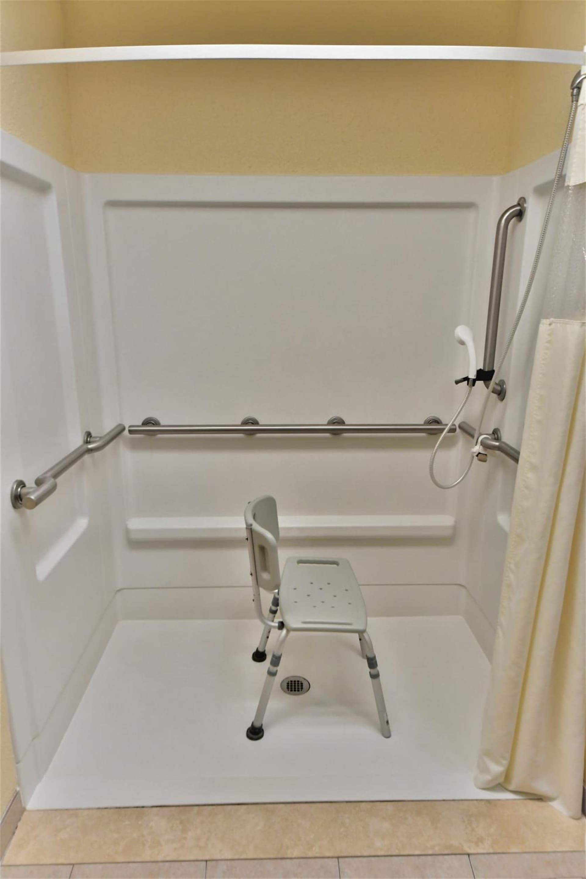 Ramada by Wyndham Jacksonville Hotel & Conference Center gallery photo in Jacksonville, FL — image 49