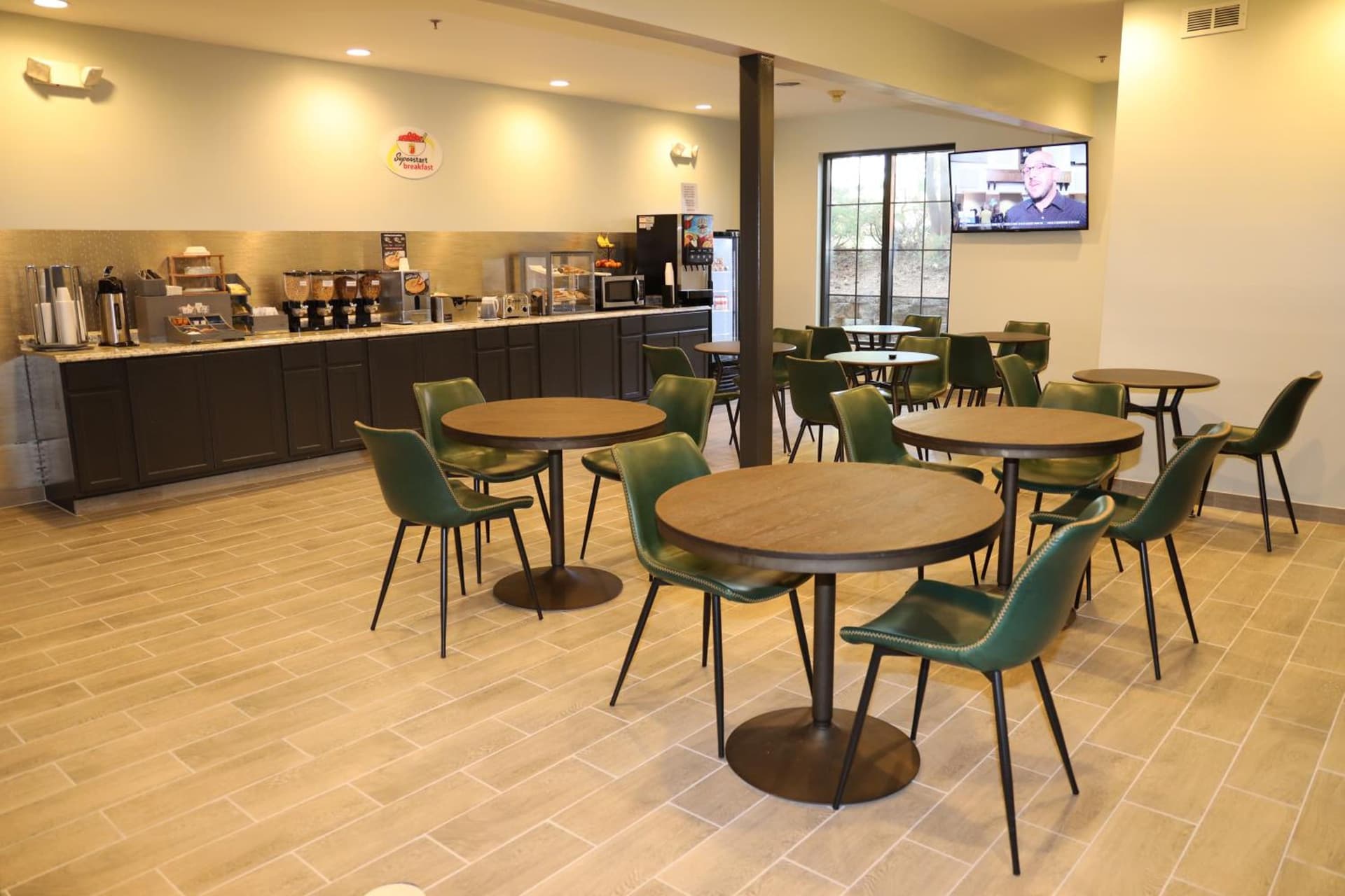 Super 8 by Wyndham High Point/Greensboro gallery photo in High Point, NC — image 55