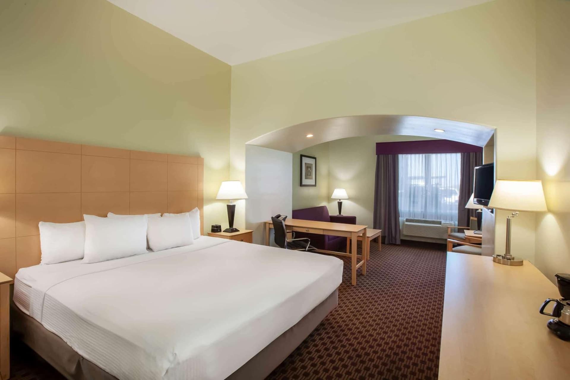La Quinta by Wyndham Odessa North gallery photo in Odessa, TX — image 28