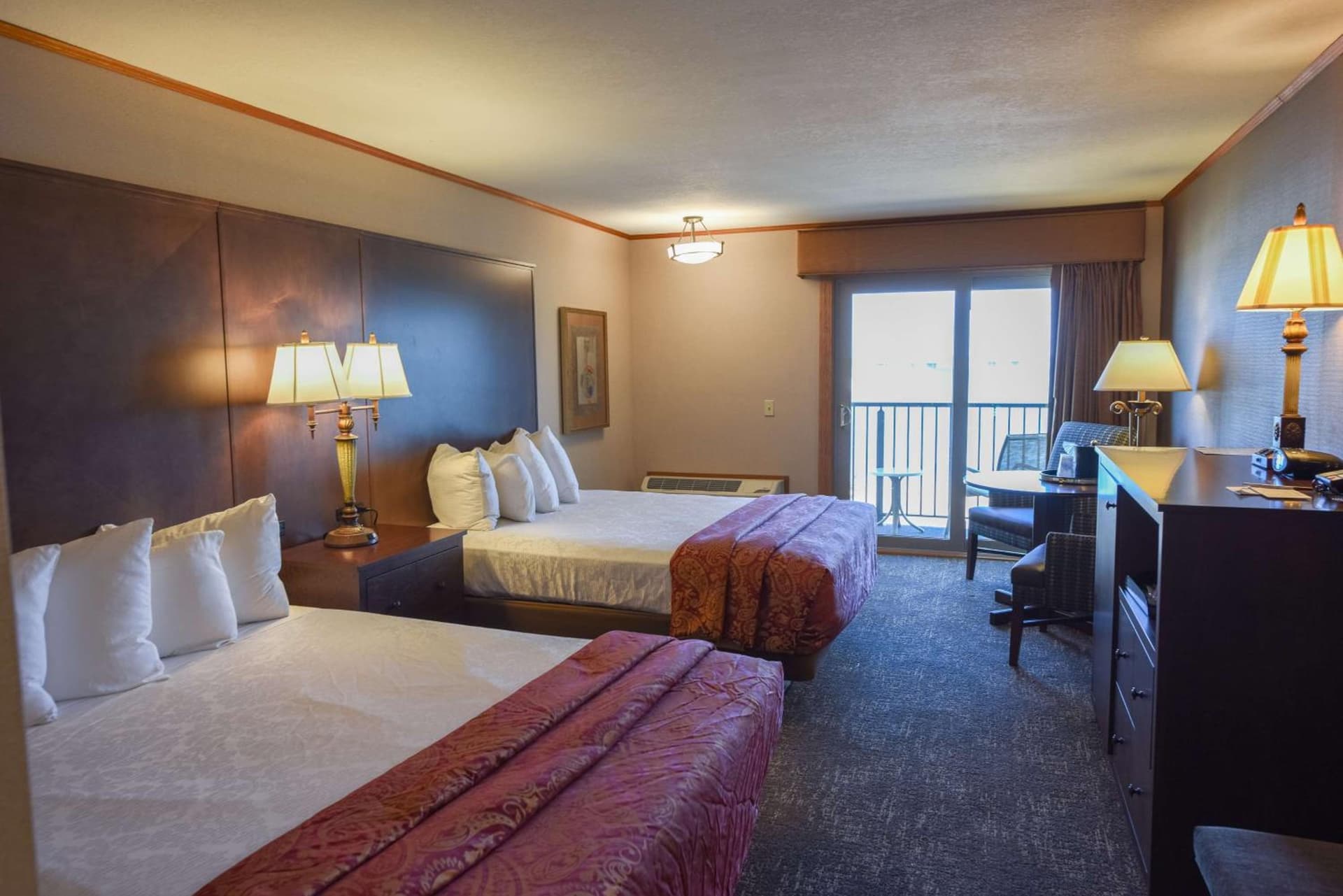 Best Western Plus Dockside Waterfront Inn property views in Mackinaw City, MI — gallery photo 3