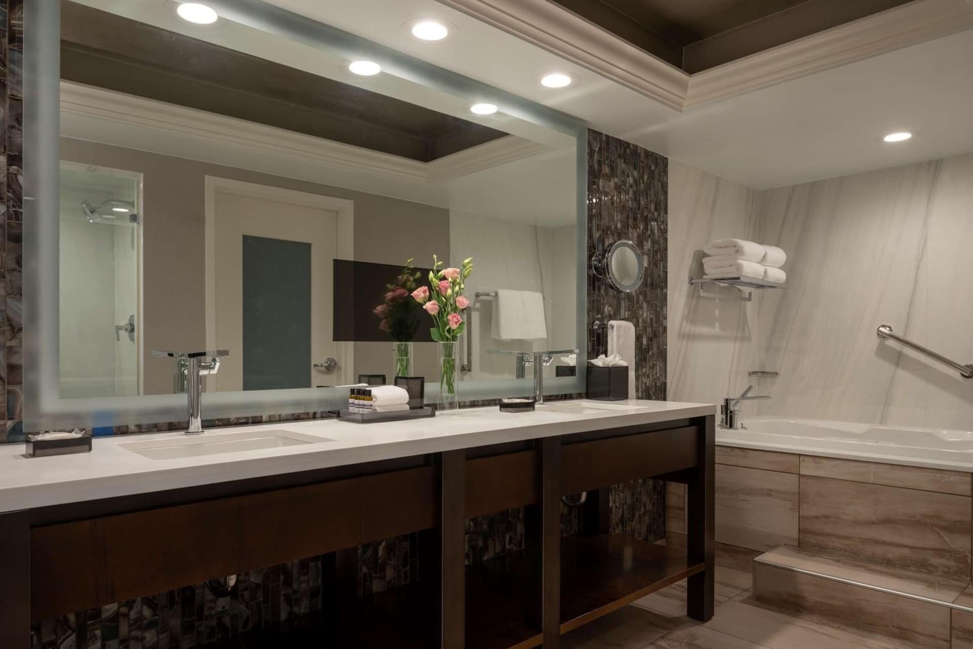 Hyatt Regency Orlando International Airport Hotel gallery photo in Orlando, FL — image 30