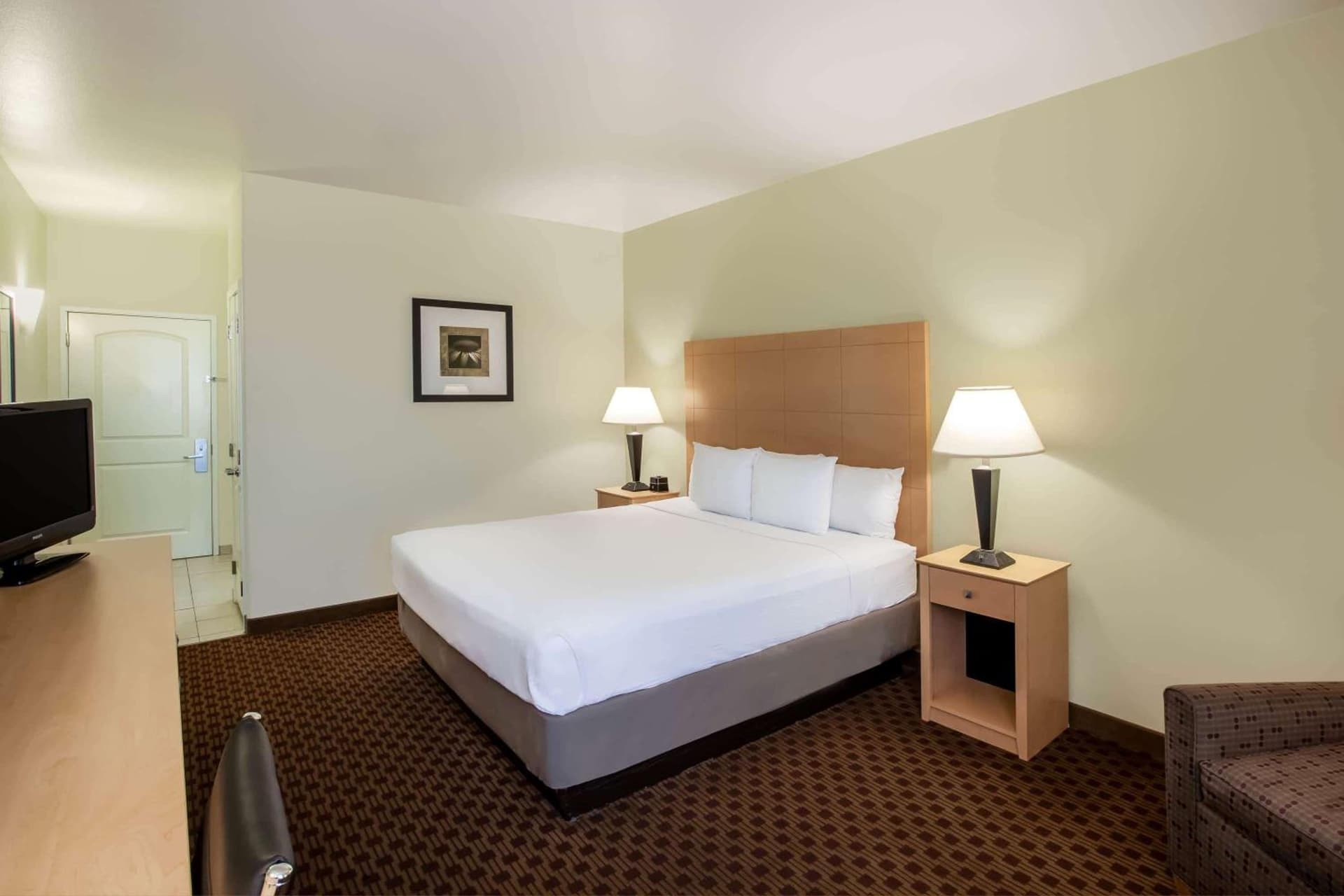 La Quinta by Wyndham Odessa North gallery photo in Odessa, TX — image 10